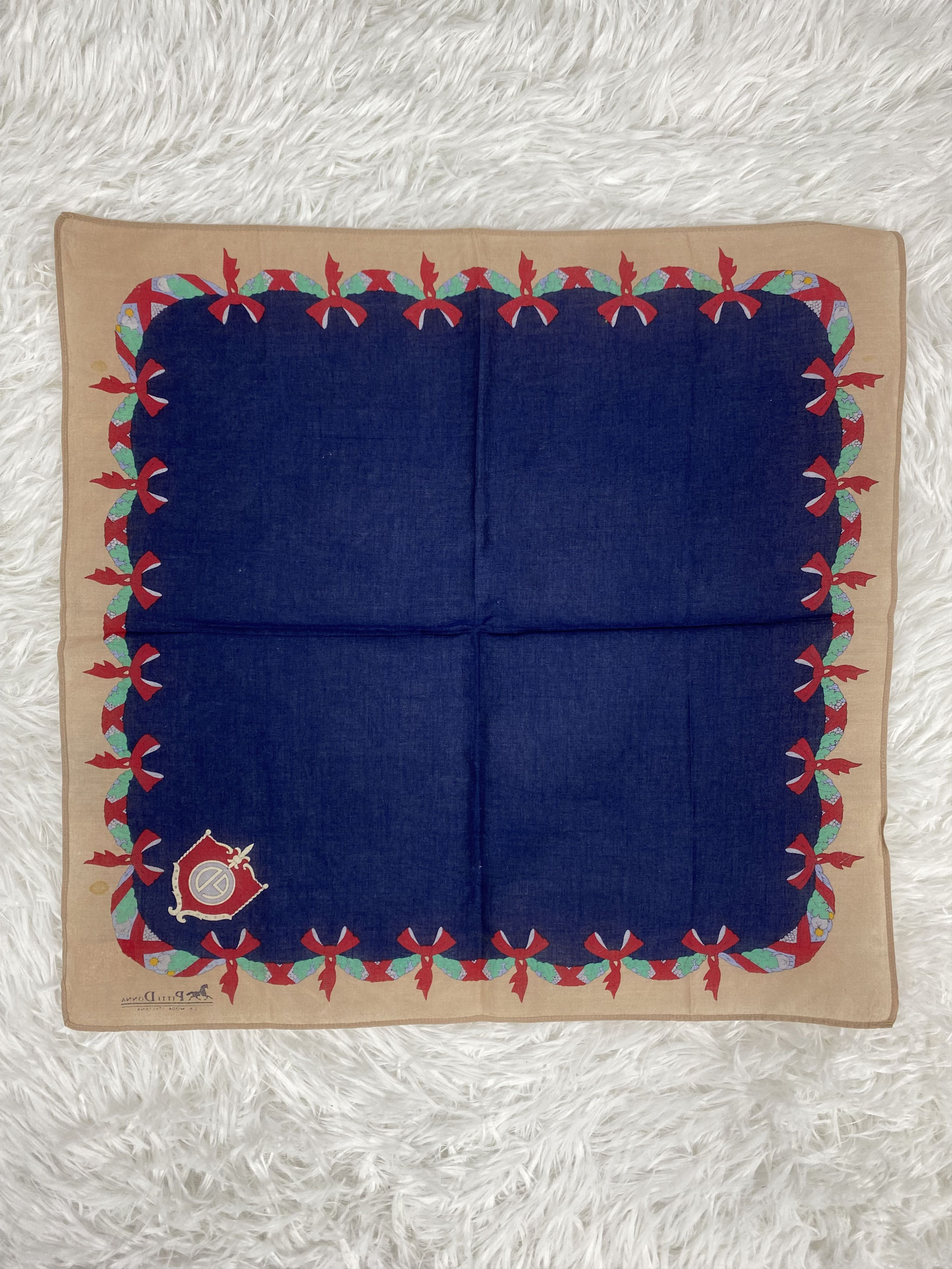 Vintage Vintage Pitti Donna Handkerchief Neckerchief PH0876 Size ONE SIZE - 4 Thumbnail