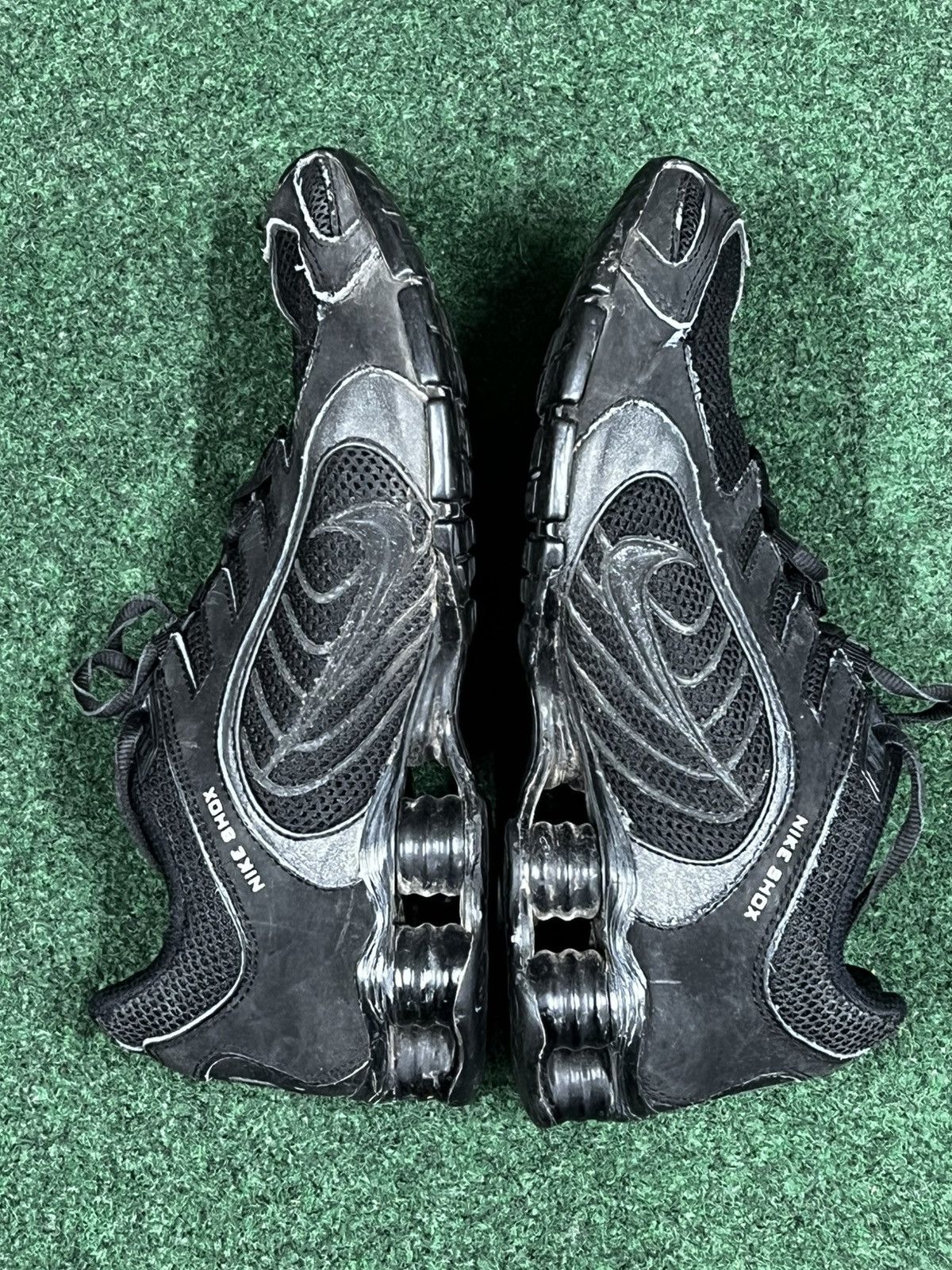 Nike 2011 Nike Shox Navina Triple Black Size US 6 / EU 39 - 4 Thumbnail