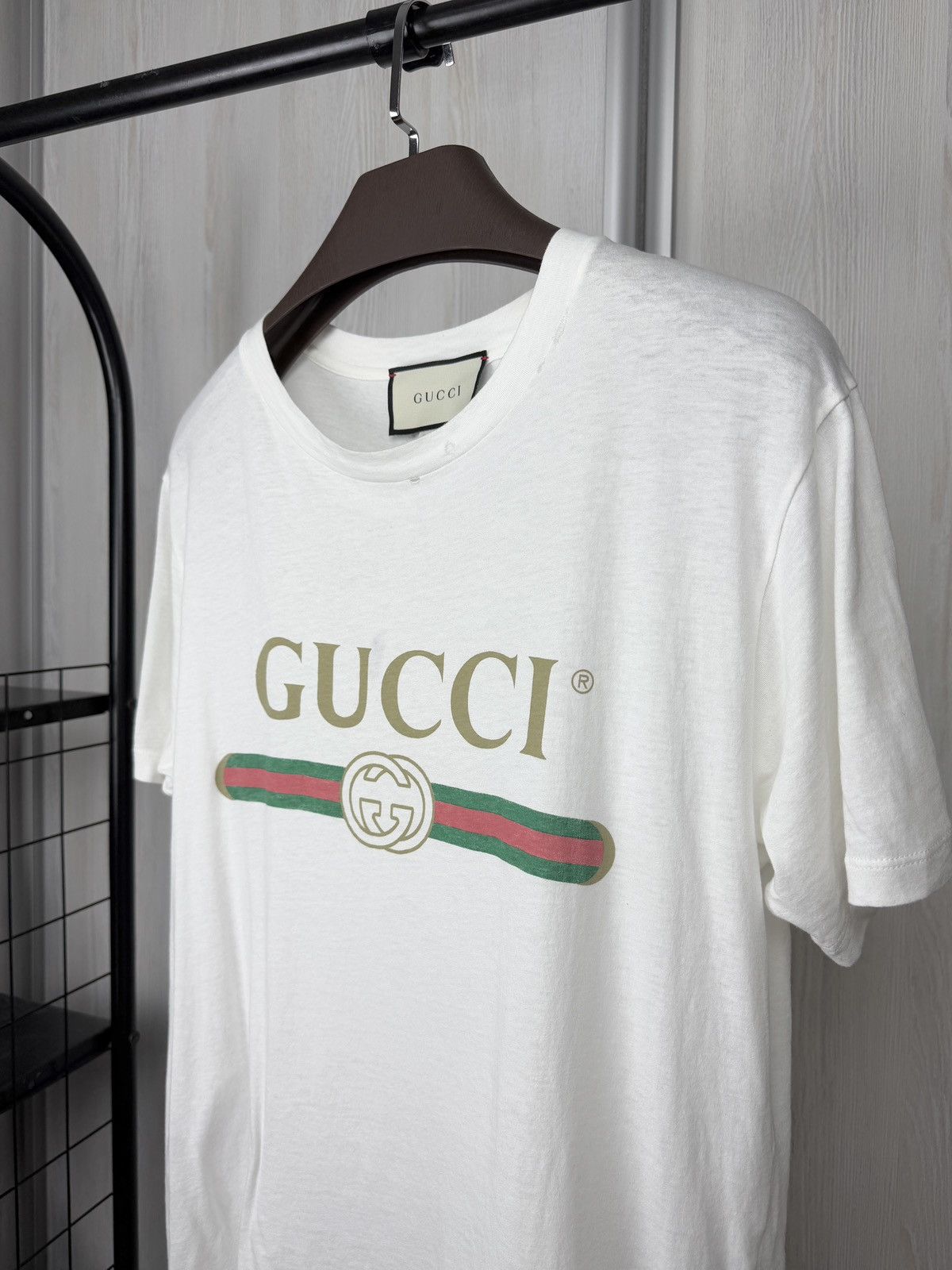 Gucci Gucci White Logo Flower Embroidered Distressed Oversized Tee Size XS / US 0-2 / IT 36-38 - 5 Thumbnail