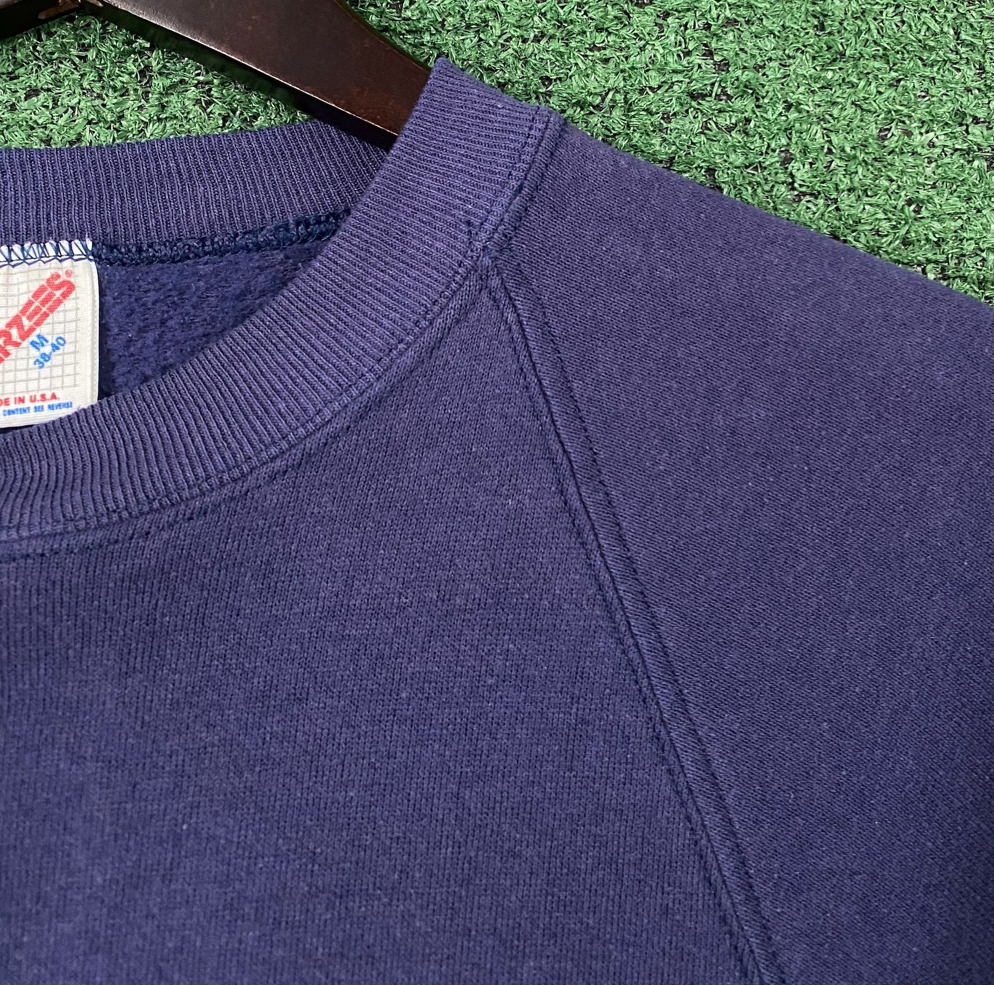 Jerzees 90’s Jerzees Faded Blank Navy Blue Sweatshirt Men’s Small Size US S / EU 44-46 / 1 - 4 Thumbnail