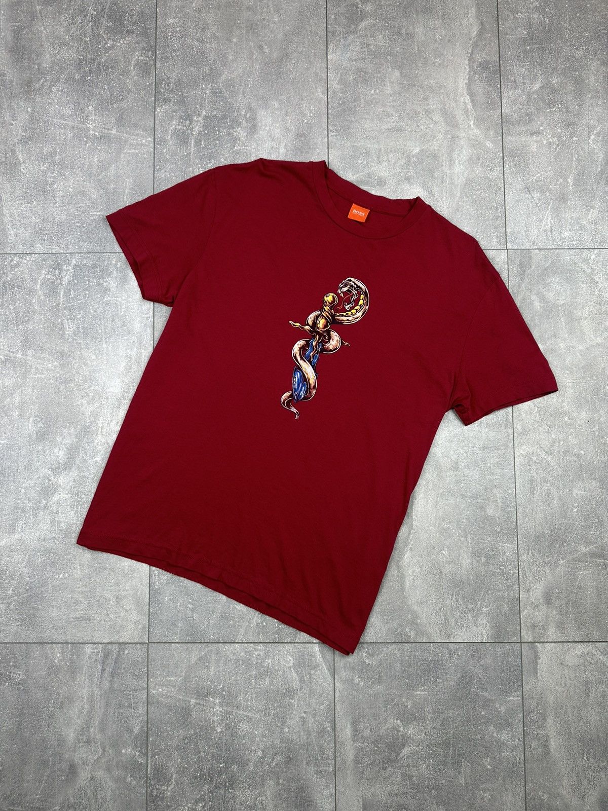Hugo Boss Hugo Boss Luxury Snake Print Logo T-Shit Size US M / EU 48-50 / 2 - 1 Thumbnail