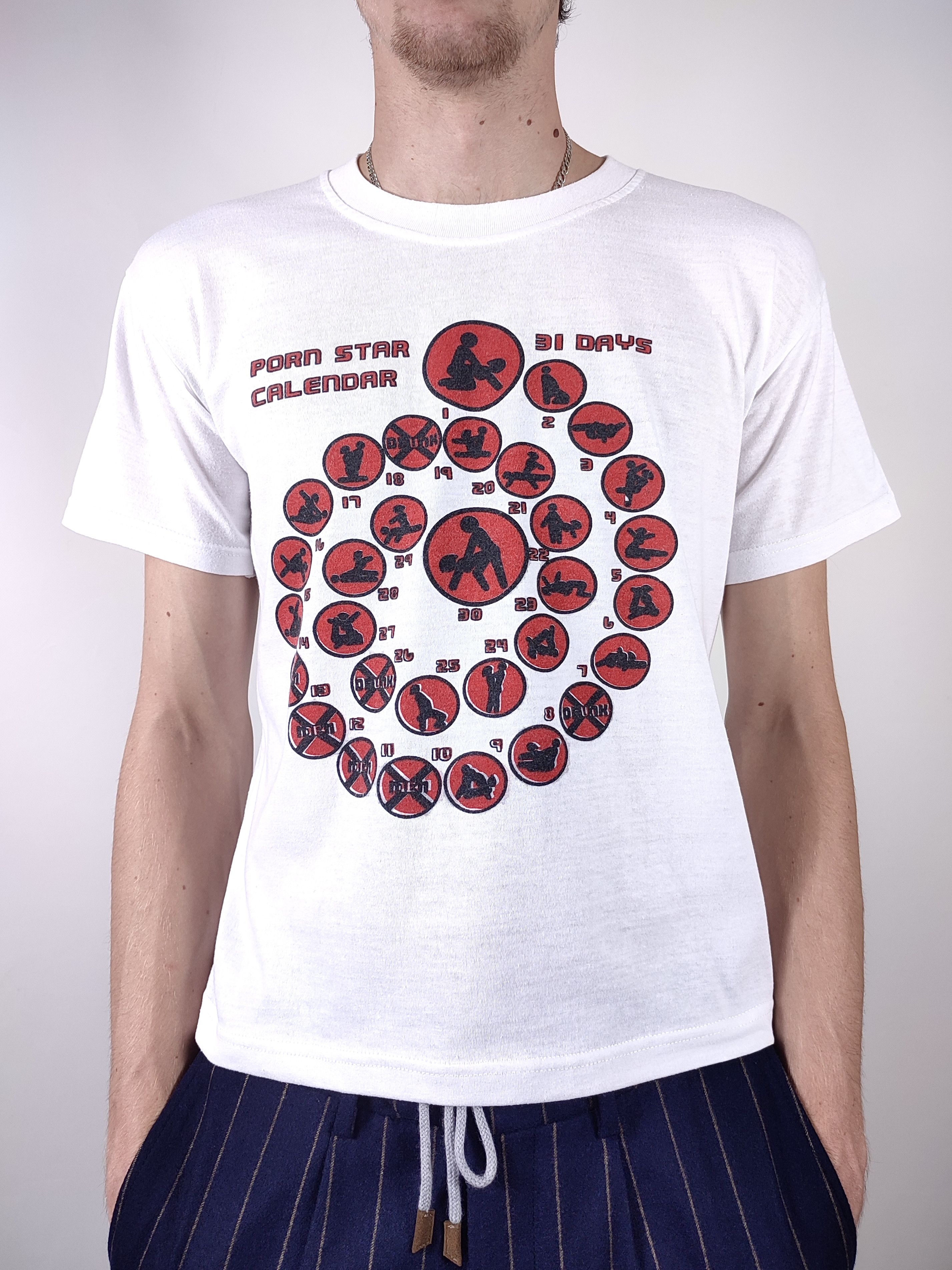 Vintage 90s Vintage PornStar Calendar Erotic Funny Graphic T-Shirt Size US S / EU 44-46 / 1 - 1 Thumbnail