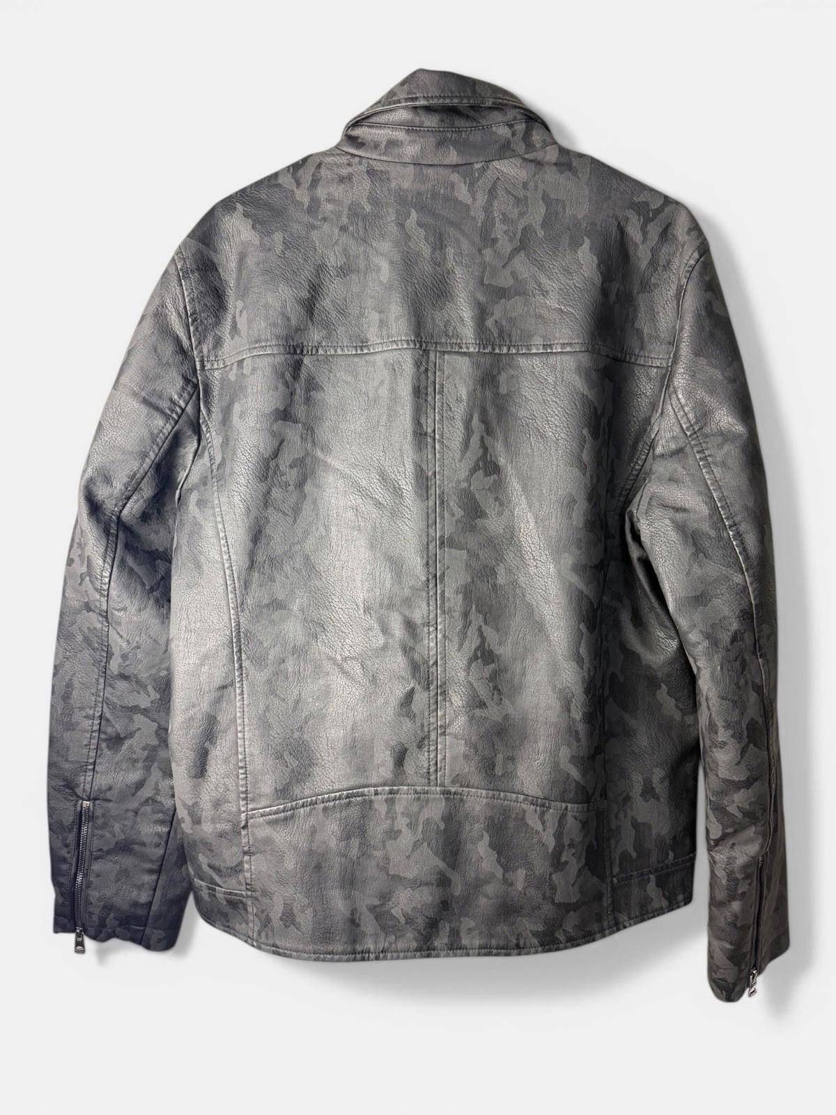 Guess GUESS Women’s Black Camo Moto Jacket Faux Leather Zip L Size L / US 10 / IT 46 - 2 Thumbnail