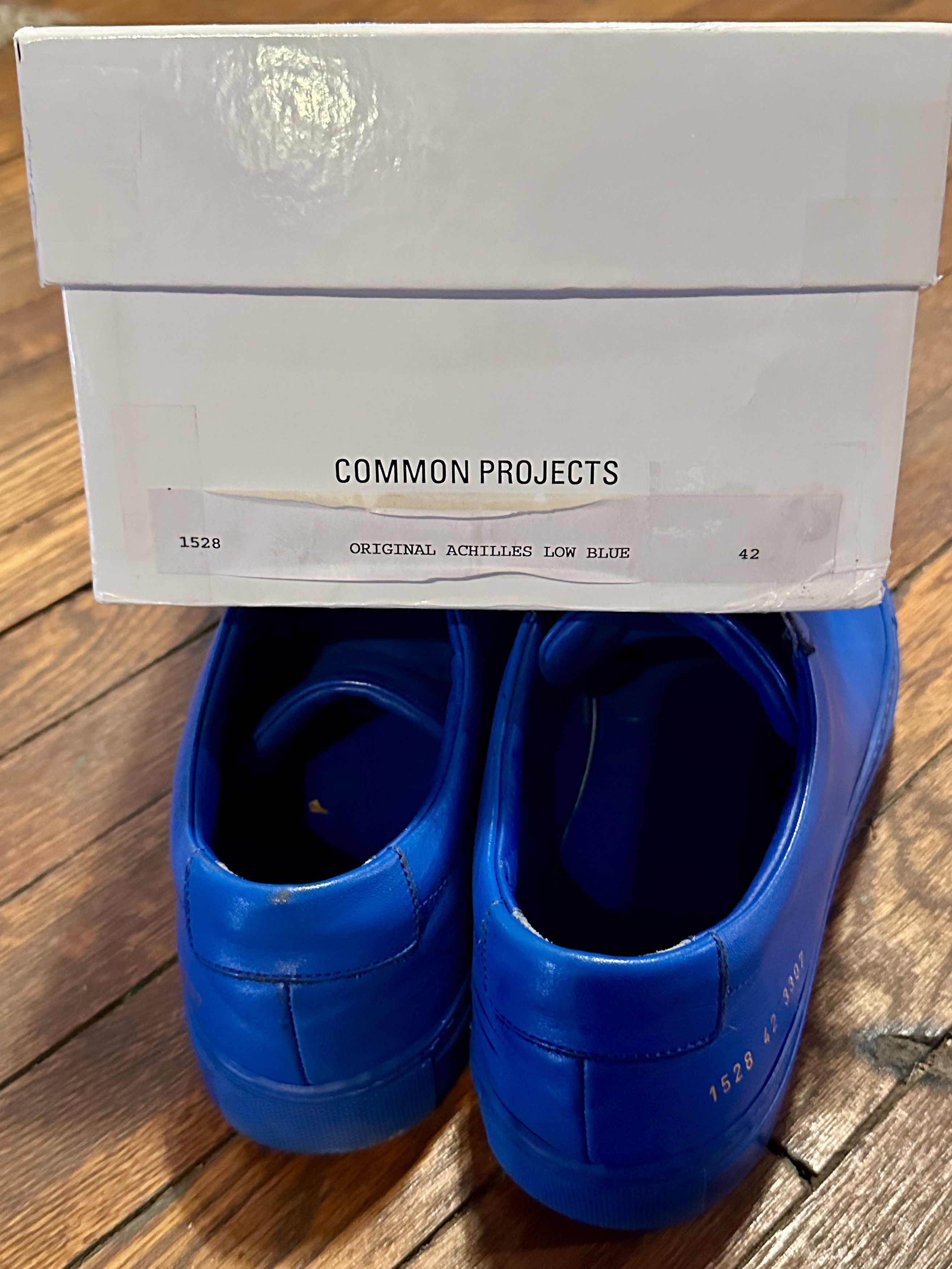 Common Projects Common Projects Achilles Low Blue 42/9 | Rare Monochrome Size US 9 / EU 42 - 13 Thumbnail
