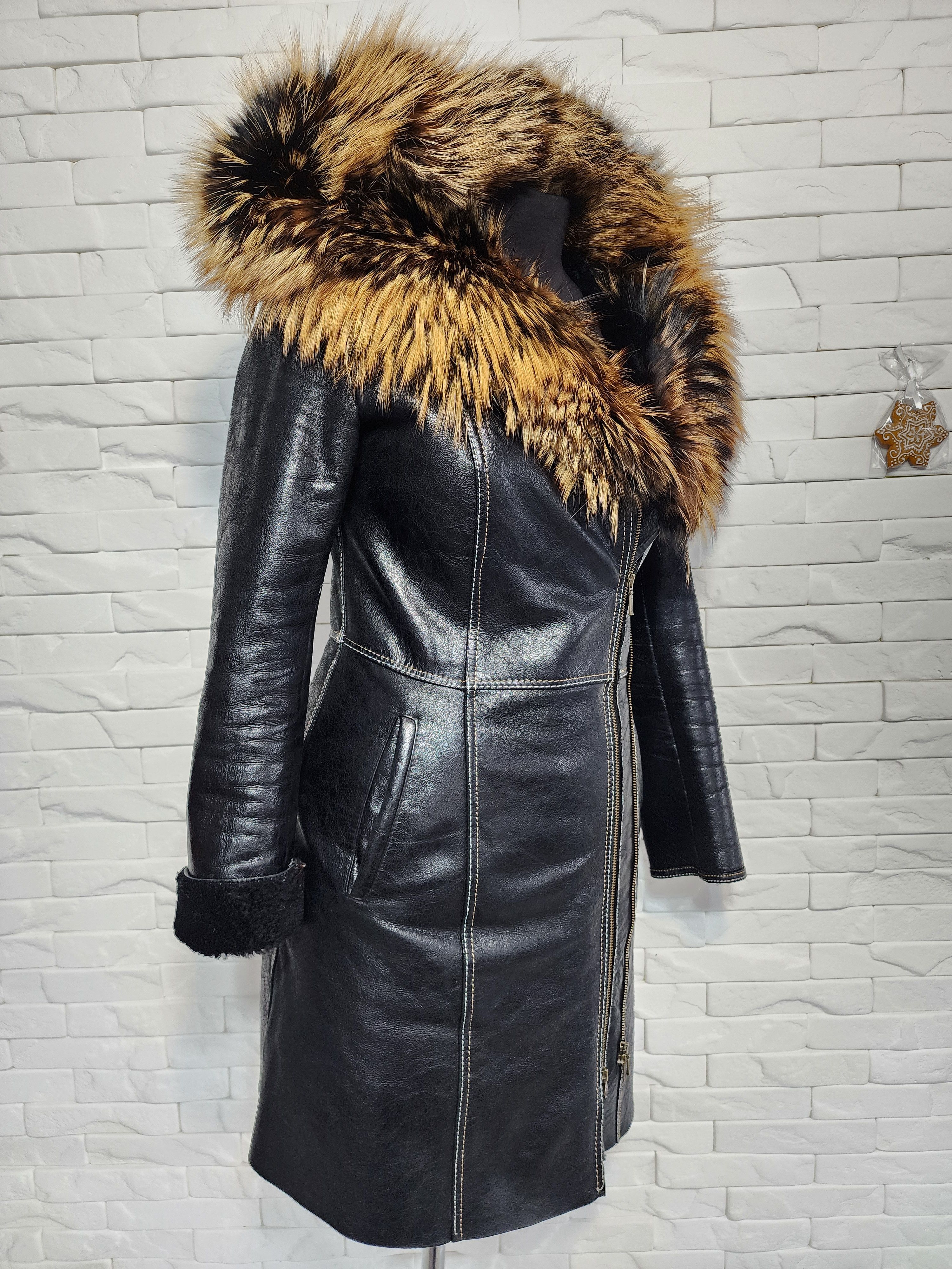 Furla Black Sheepskin Coat: Women's Genuine Fur Hooded Jacket Size M / US 6-8 / IT 42-44 - 3 Thumbnail