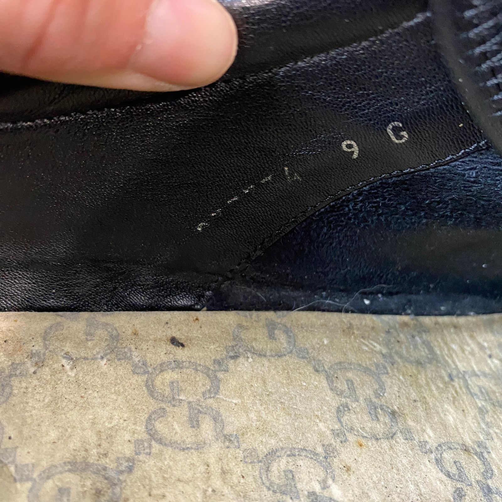 Gucci Monogram Leather Low Trainers Sneakers Men's 9