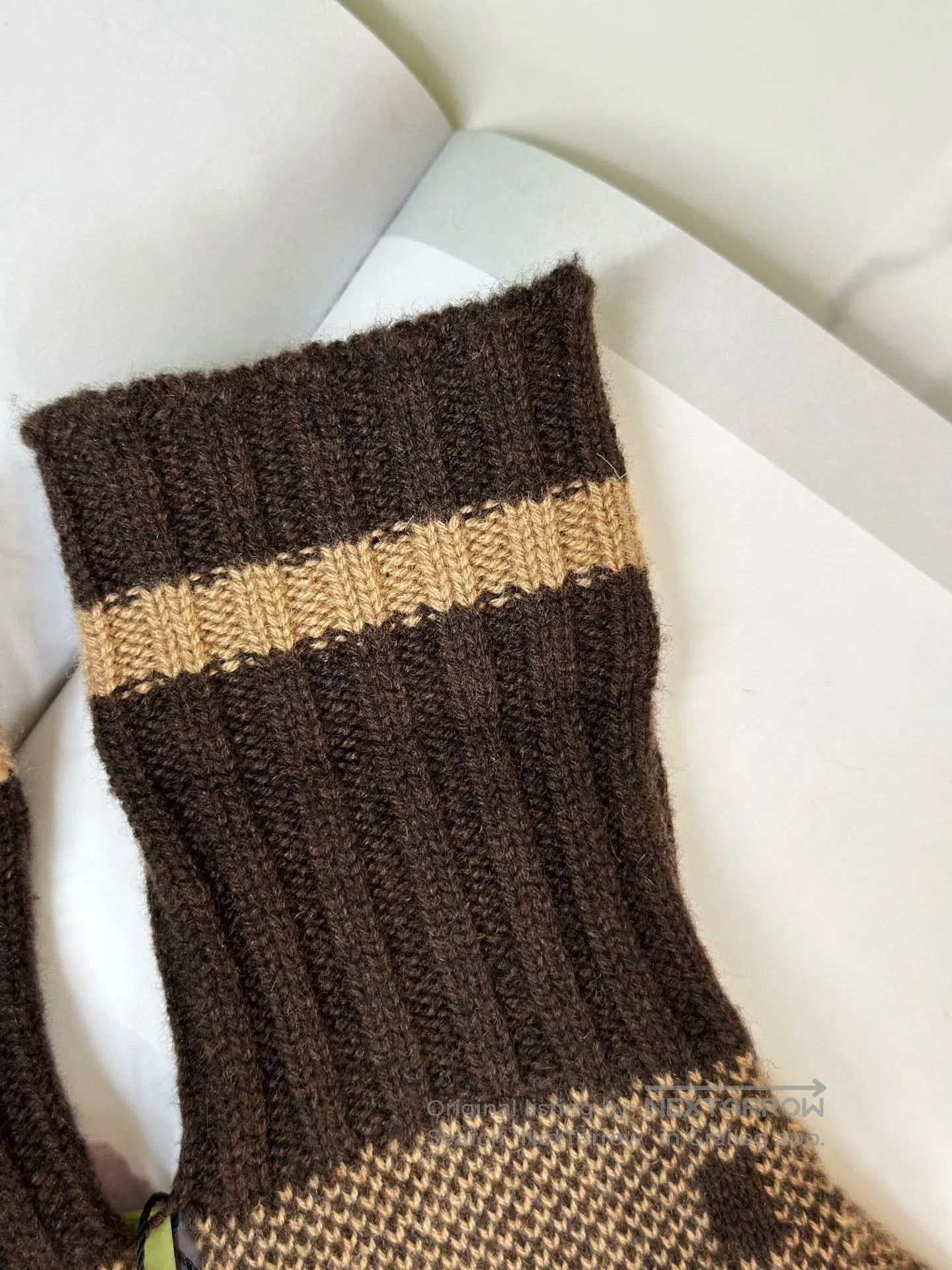 Gucci Gucci Brown Cashmere Fingerless Gloves. Size ONE SIZE - 4 Thumbnail
