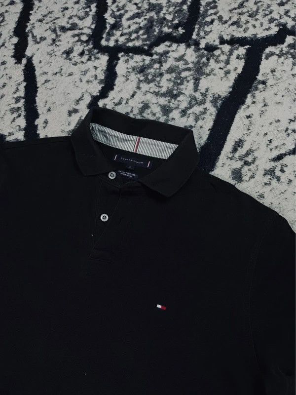 Tommy Hilfiger Tommy Hilfiger black M logo polo shirt Size US M / EU 48-50 / 2 - 3 Thumbnail