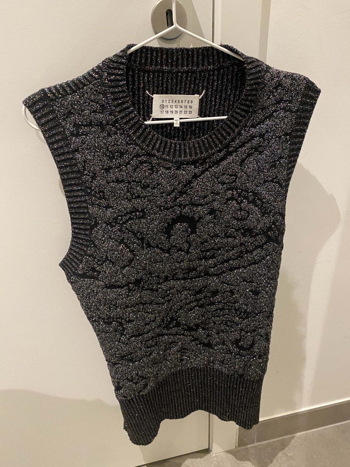 Maison Margiela Maison Margiela runway knit vest Size US S / EU 44-46 / 1 - 1 Thumbnail
