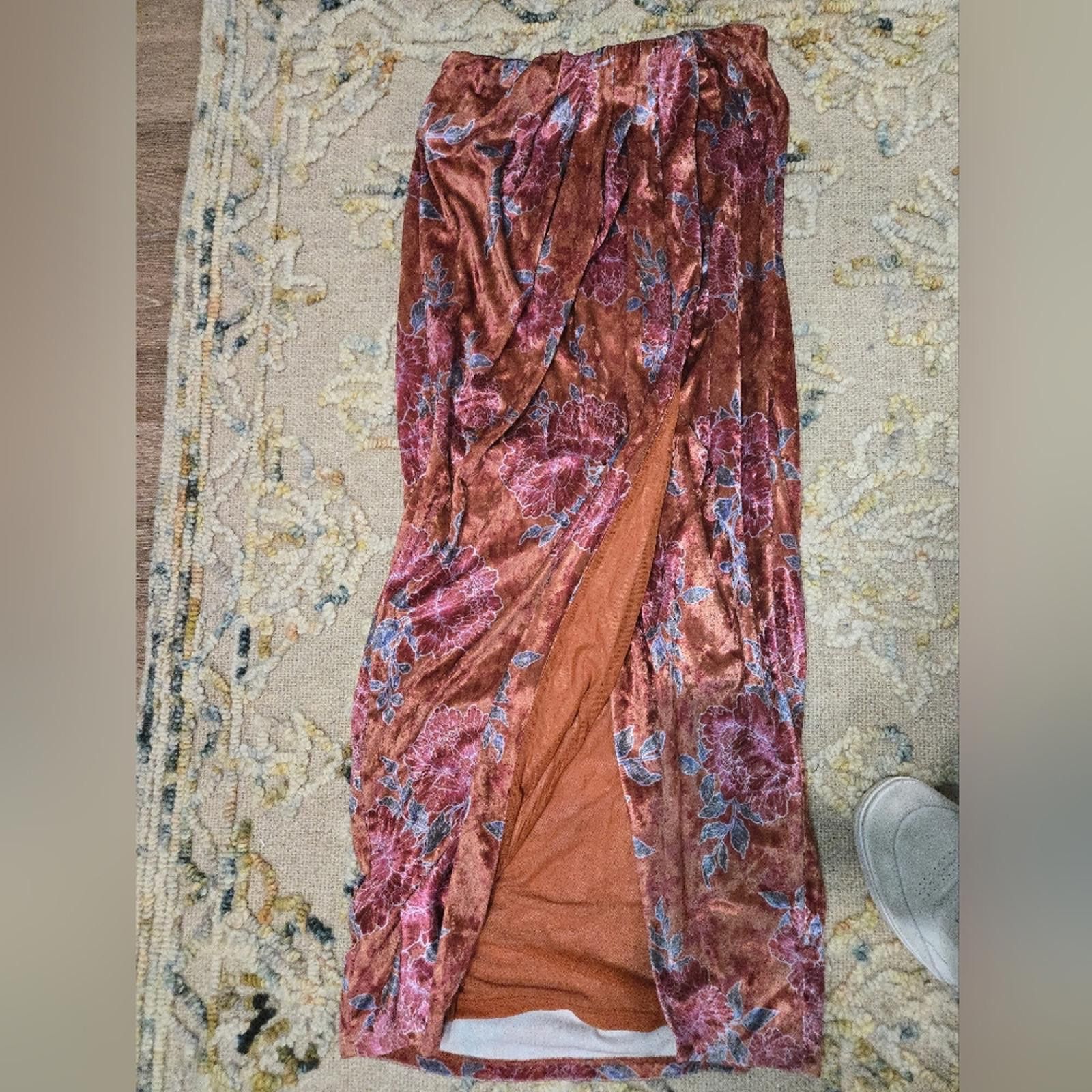 Free People Free People Poets Velvet Sarong Midi Skit Size 26" / US 2 / IT 38 - 2 Thumbnail