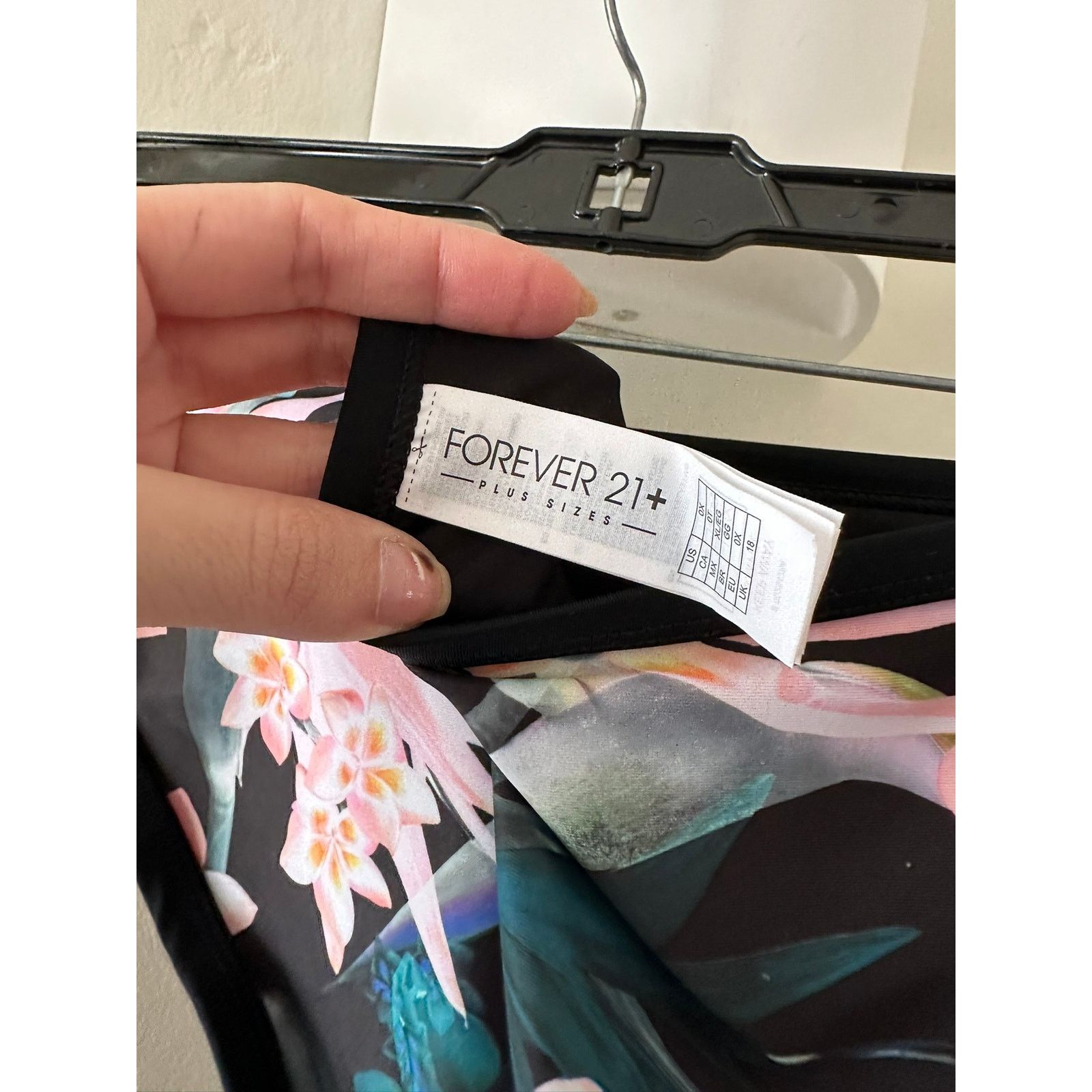 Forever 21 Forever 21 Swimwear Bottoms Black Floral 0X Size ONE SIZE - 6 Thumbnail