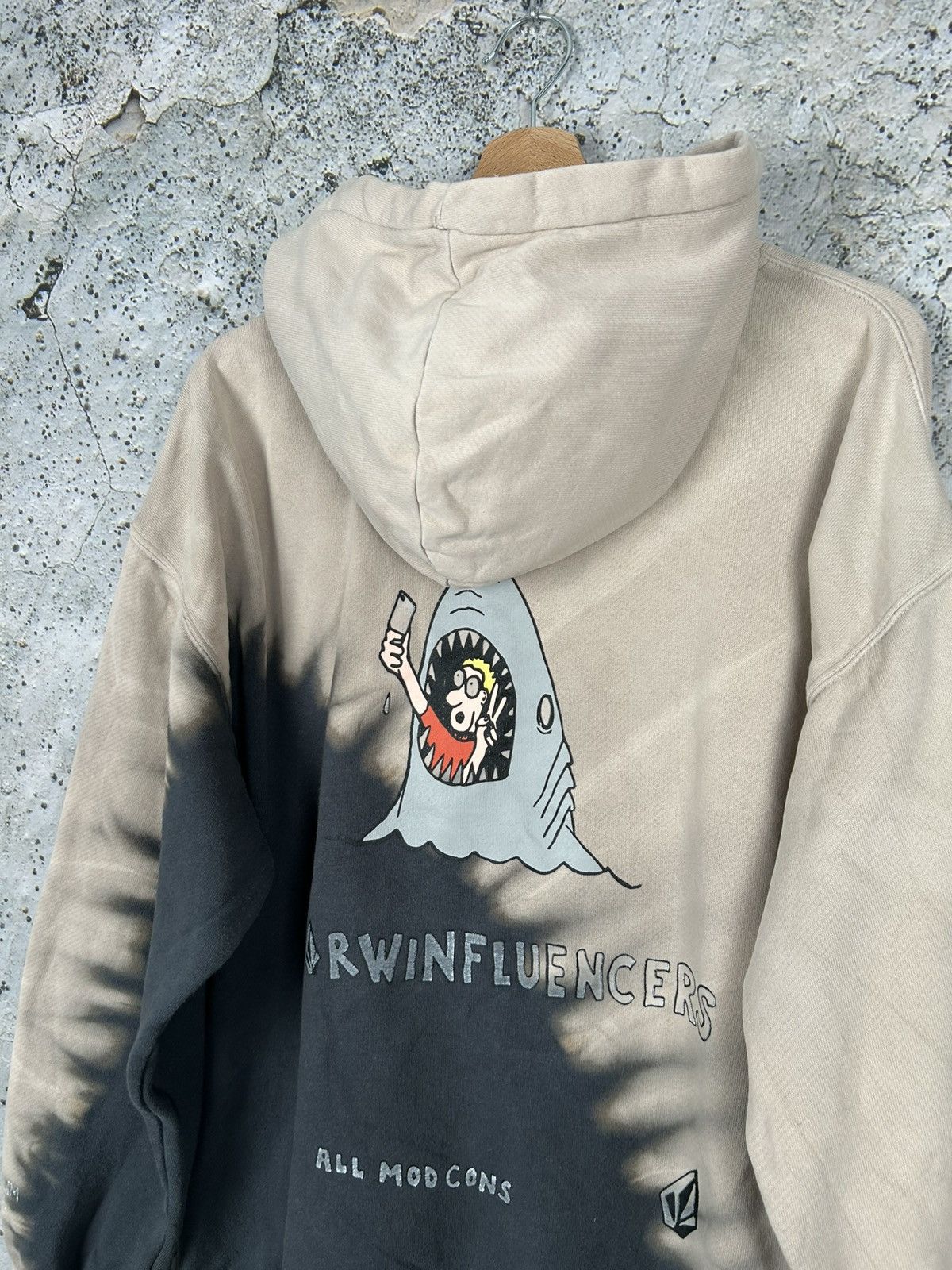 Other Volcom Hoodie Skateboarding Hype Streetwear Vintage Size US M / EU 48-50 / 2 - 2 Thumbnail