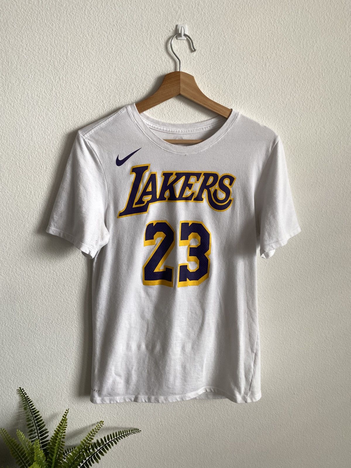 NBA LeBron James Los Angeles Lakers Jersey Tee Size US S / EU 44-46 / 1 - 1 Thumbnail