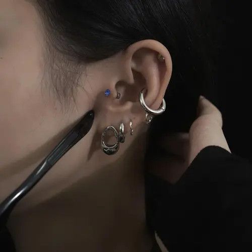Jewelry Liquid Metal Earrings – Mirror Silver, Easy-Pull Fit Size ONE SIZE - 4 Thumbnail
