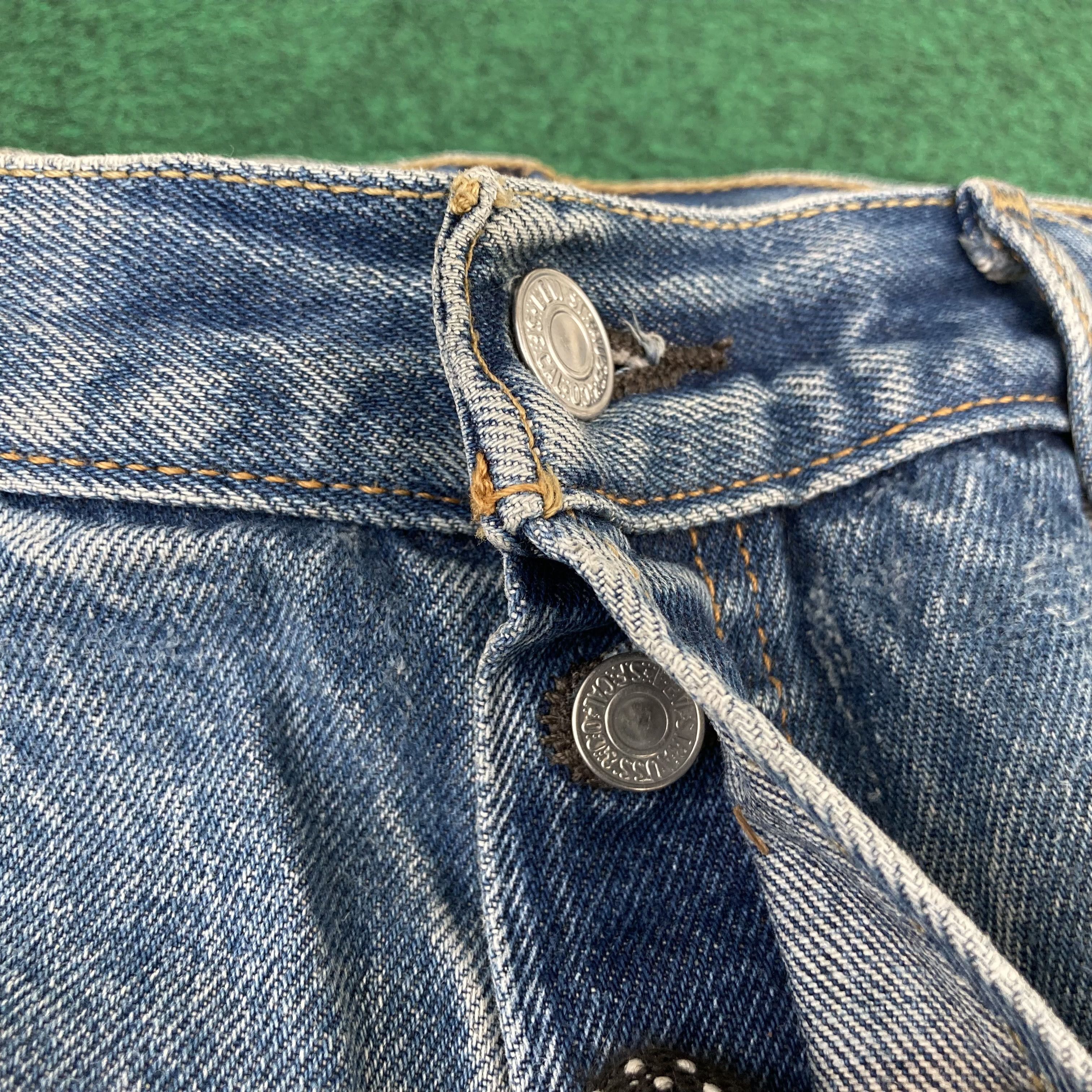 Levi's × Vintage Vtg Levis 501 Distressed Ripped Sz 34 Denim Jeans Size US 34 / EU 50 - 5 Thumbnail