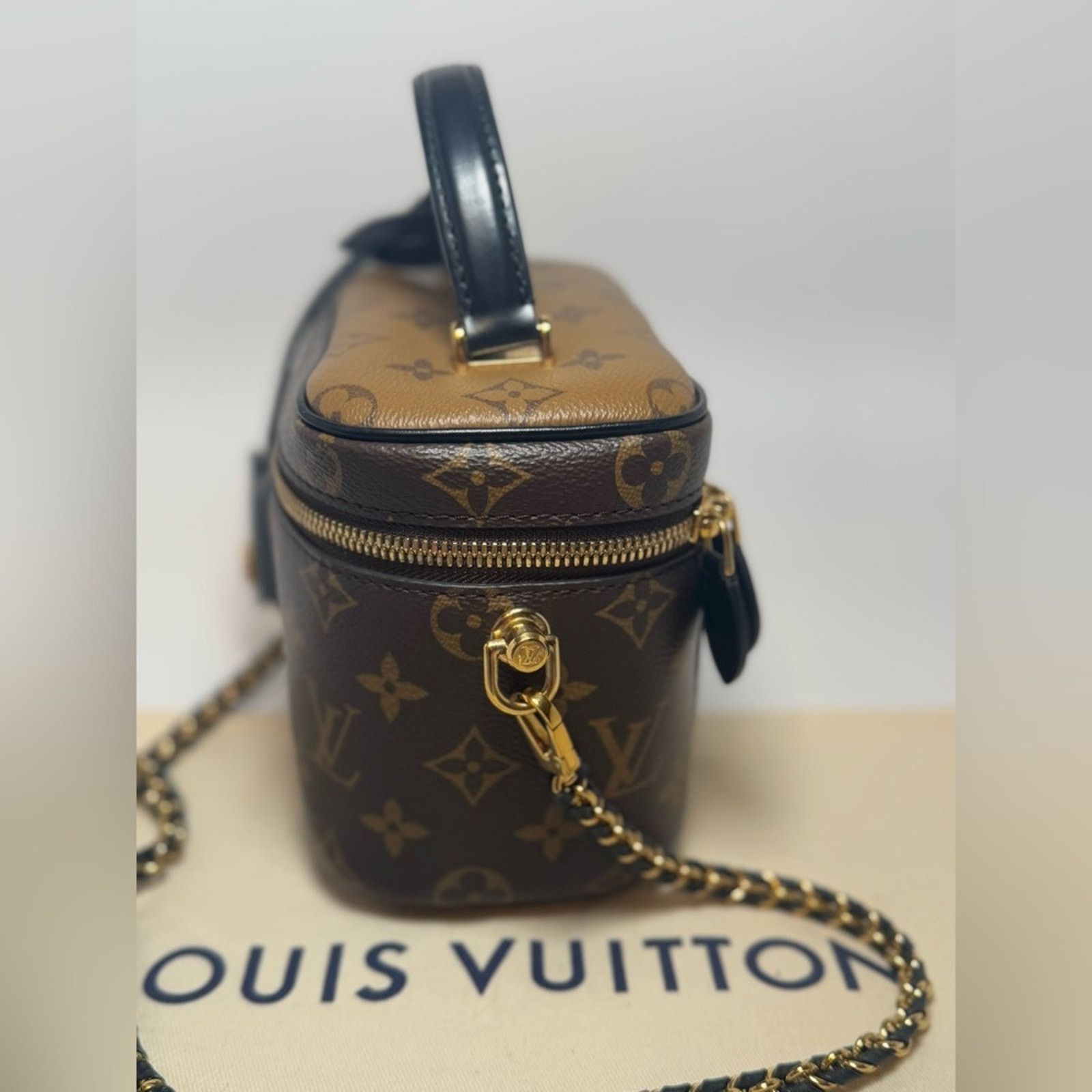 Louis Vuitton Louis Vuitton Vanity PM Reverse Monogram Chain Leather Strap Size ONE SIZE - 13 Thumbnail