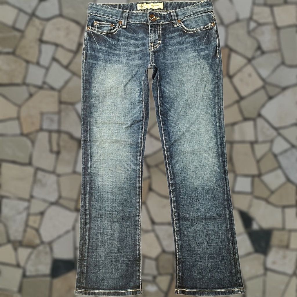 Vintage Buckle BKE Sabrina Low Rise Bootcut Jeans Women 27 Blue Denim Slim 5-Pocket Logo Embroidered Zipper Pocket Machine Washable Regular XS? Size 27" / US 4 / IT 40 - 1 Thumbnail