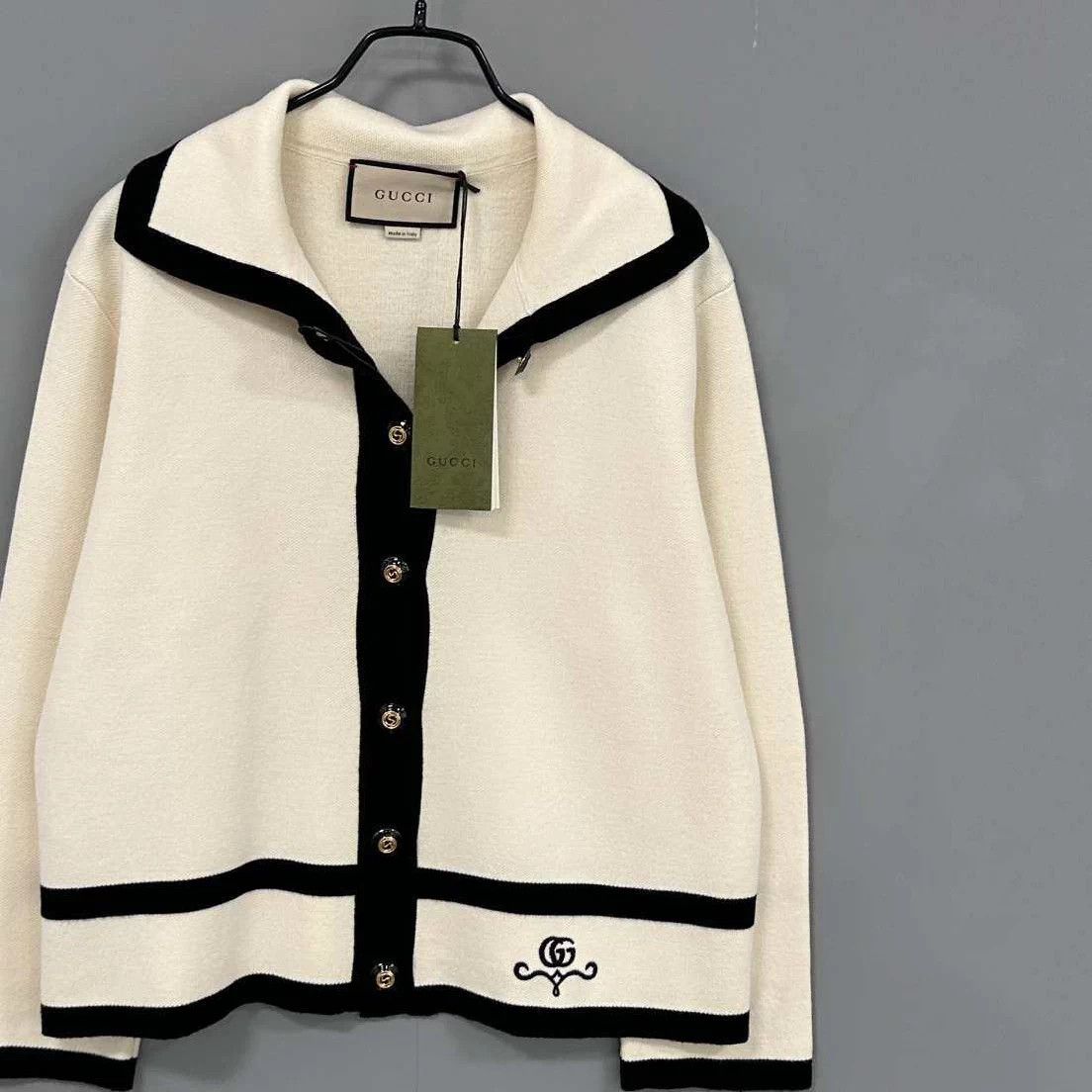 Gucci GUCCI New Off-White Embroidered Logo Cardigan Size L / US 10 / IT 46 - 2 Thumbnail