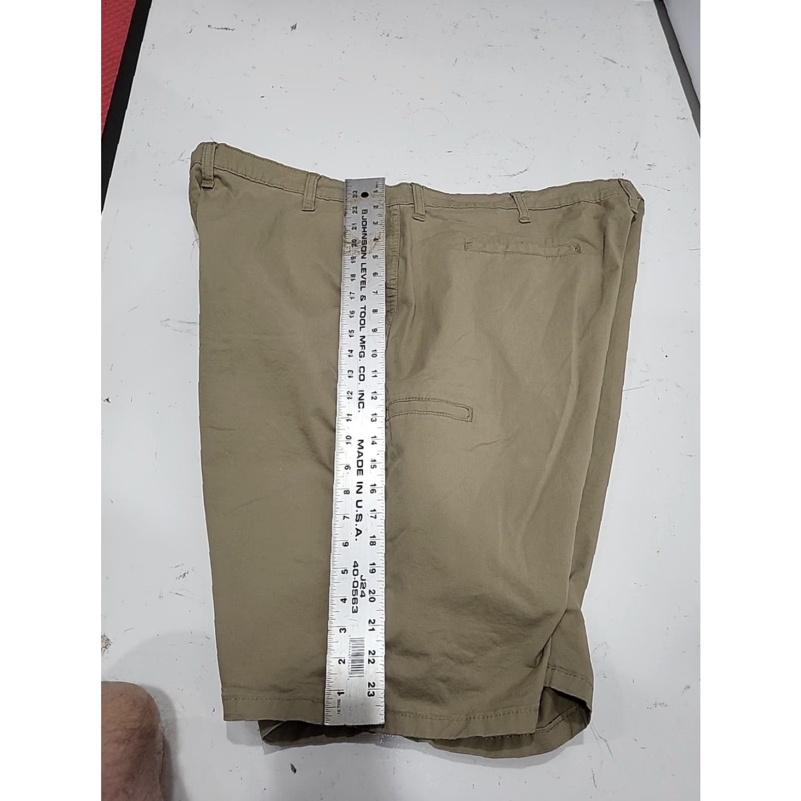 Wrangler VINTAGE Wrangler Chinos Shorts 46" EUC Khaki Brown Men 46 Chino - M3 Mens Size US 30 / EU 46 - 5 Thumbnail