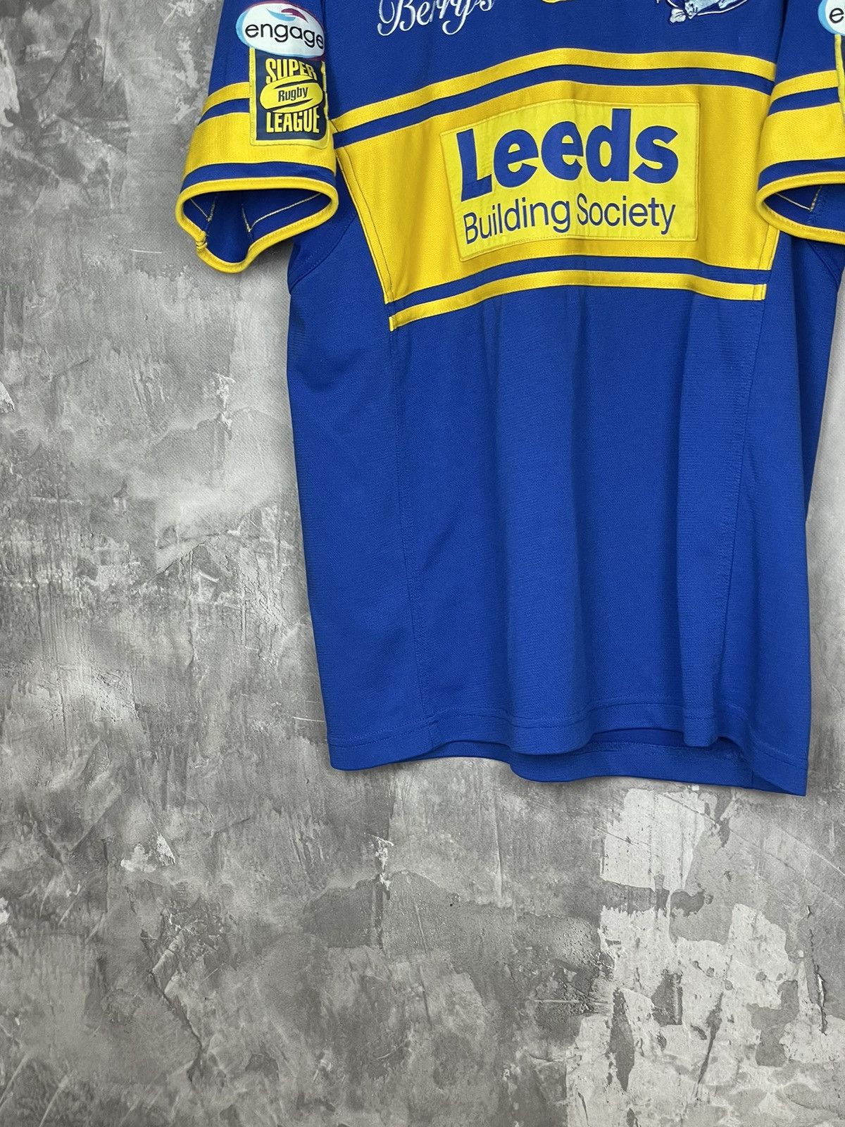 Vintage Vintage Rhinos Leeds Jersey Rugby Y2K Drill Rare Streetwear Size US L / EU 52-54 / 3 - 5 Thumbnail