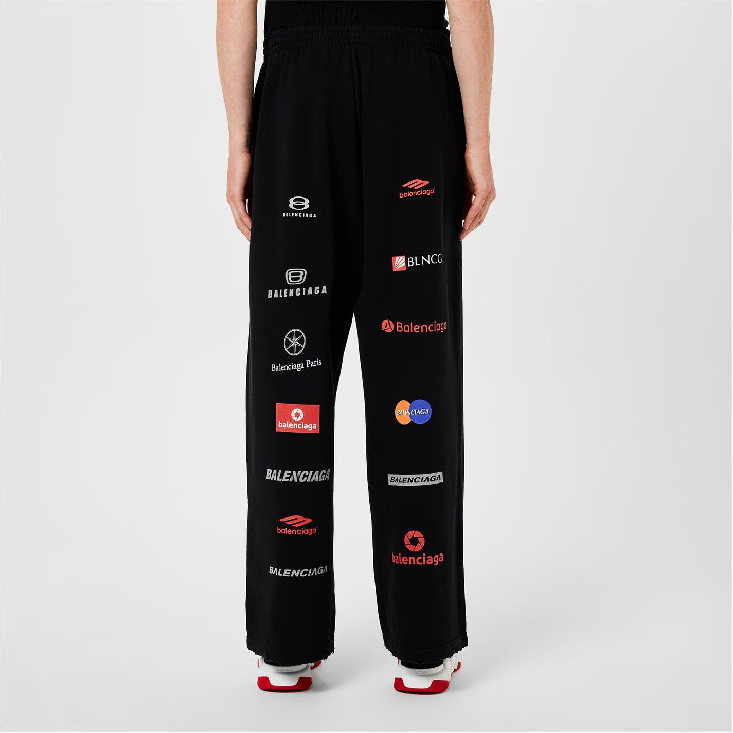 Balenciaga o1g2r1mq0226 Logo Jogging Pants In Black Size US 32 / EU 48 - 4 Thumbnail