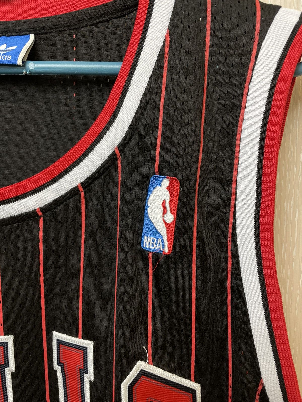 Adidas Chicago Bulls NBA Dennis Rodman #91 Embroidered Jersey Size US XL / EU 56 / 4 - 5 Thumbnail