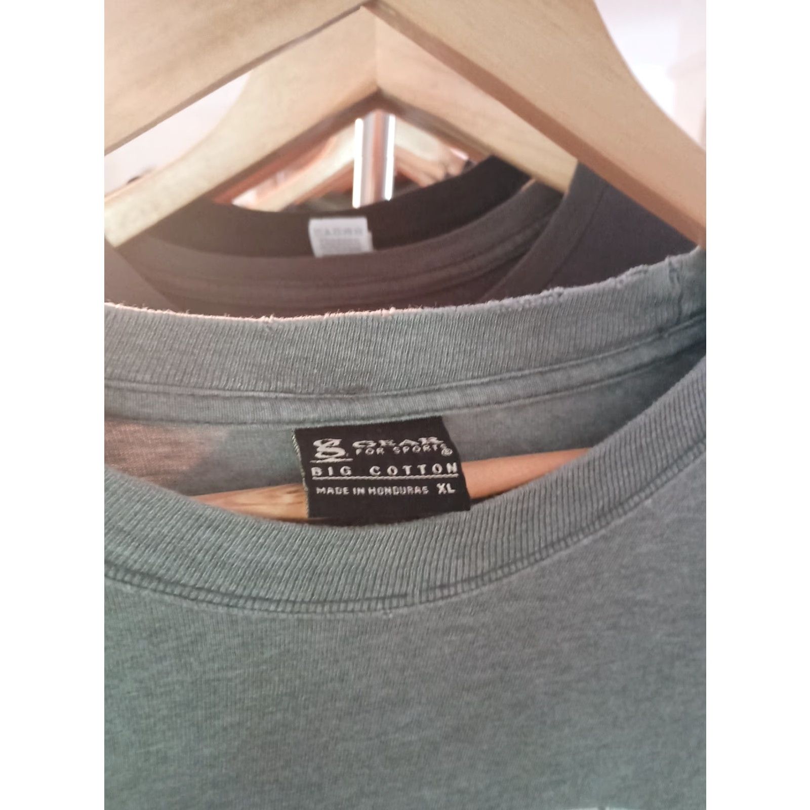 Vintage VINTAGE Operation Iraqi Freedom Military T-shirt XL Men Gray Tank Independence Day Gear T-Shirt Mens XL Military Decade 2000s Size US XL / EU 56 / 4 - 2 Thumbnail