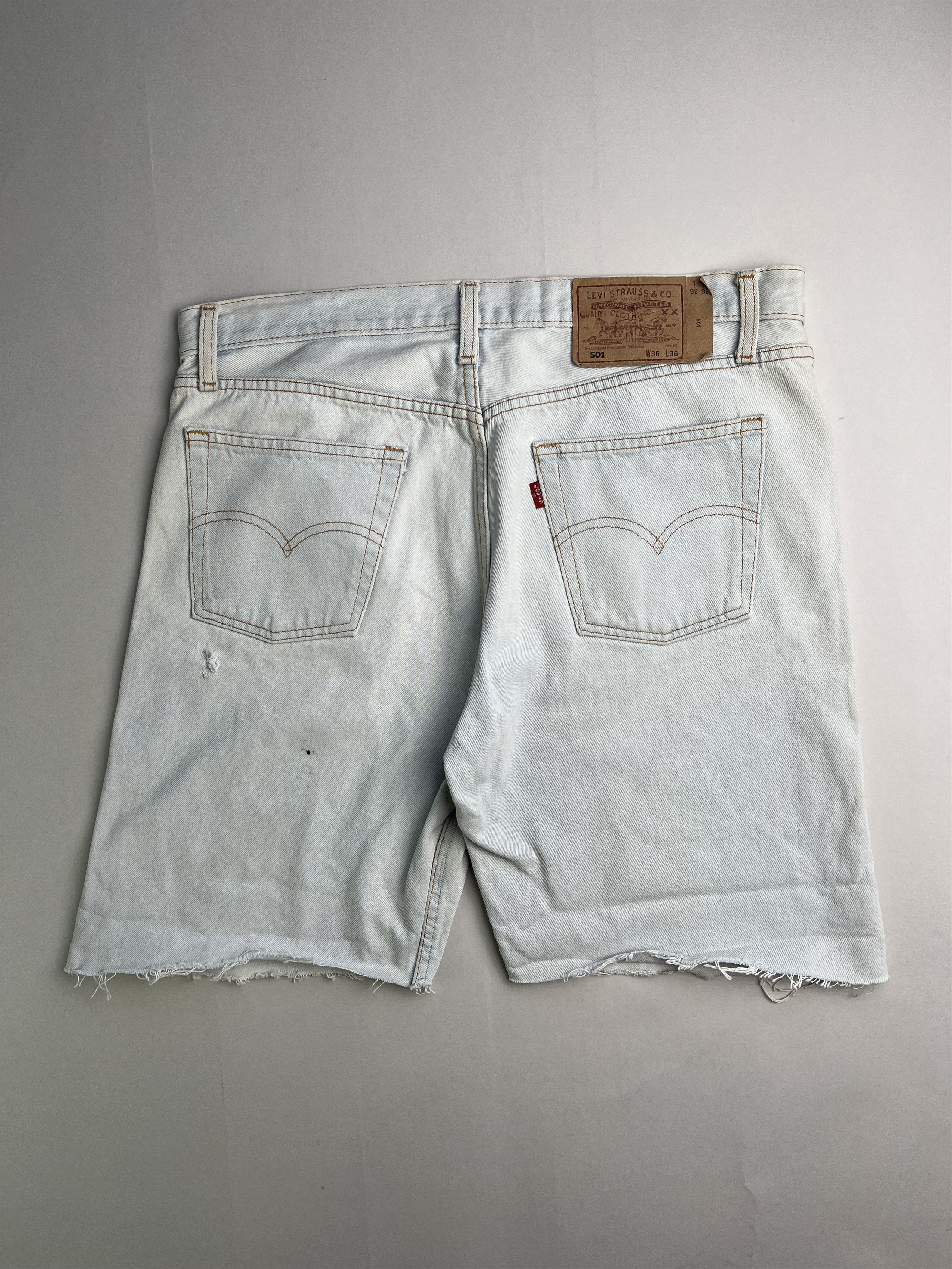 Levi's Levis 501 Jeans Shorts Light Wash W36 Size US 36 / EU 52 - 2 Thumbnail