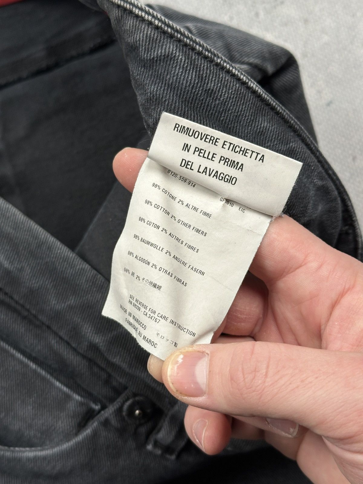 Prada Prada Vintage Grey Denim Pencil Skirt Lux Leather Logo Patch Size 30" / US 8 / IT 44 - 13 Thumbnail