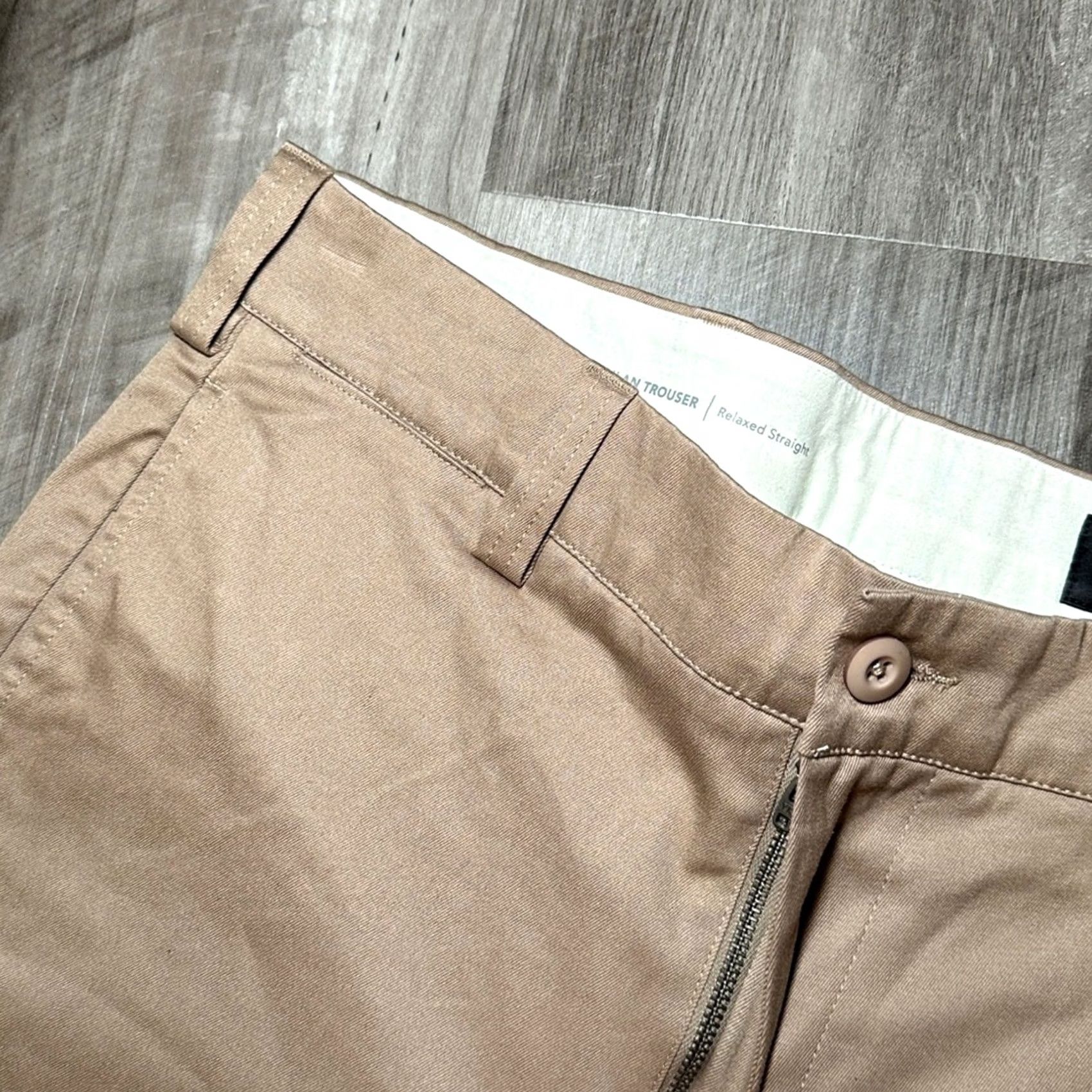 AG Jeans AG Jeans Lochlan Trouser Chino Pant - 32 Regular Men's Tan NWT 34 Inseam Khaki 98% Cotton 2% Spandex Mens Size US 32 / EU 48 - 7 Thumbnail