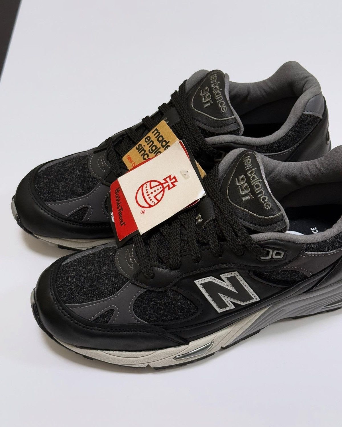 Harris Tweed × New Balance New Balance 991 X Harris Tweed Trainers , Beige Size US 9 / EU 42 - 9 Thumbnail
