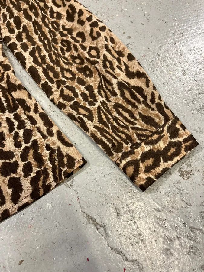 Dolce & Gabbana 2000s Dolce & Gabbana Leopard Glamour Shirt Size M / US 6-8 / IT 42-44 - 5 Thumbnail