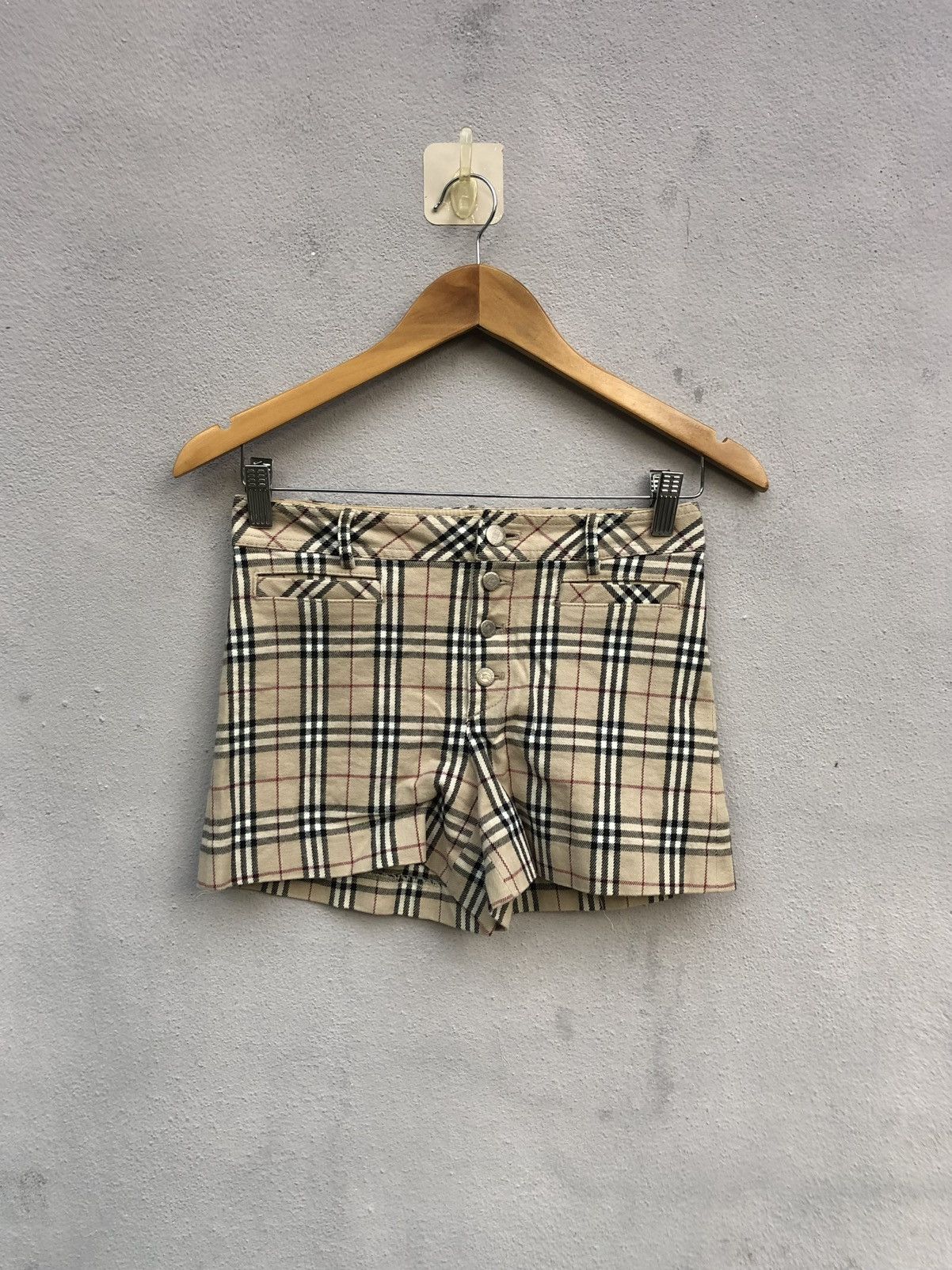 Burberry Vintage Burberry London Blue Label Nova Check Mini Short Size 26" / US 2 / IT 38 - 1 Thumbnail