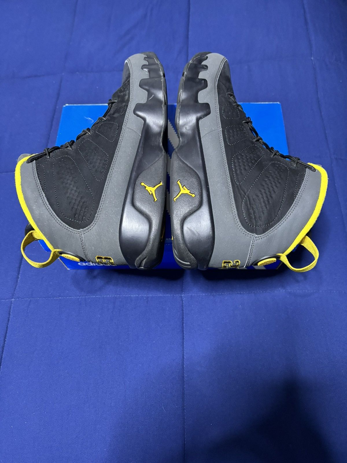 Jordan Brand Jordan 9 Retro Dark Charcoal University Gold 2021 Size 11 Size US 11 / EU 44 - 2 Thumbnail