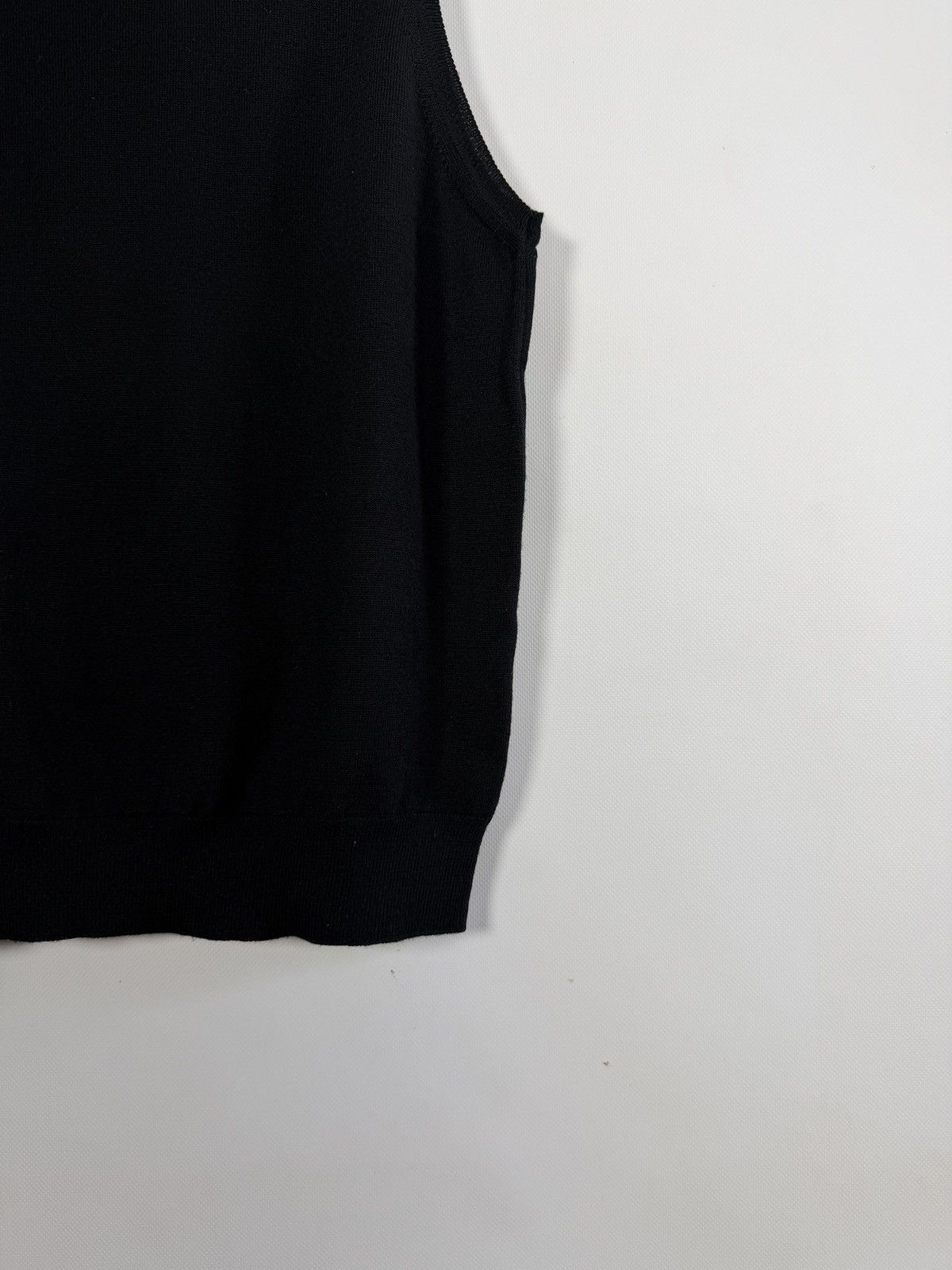 Lacoste Lacoste Wool Vest Sweater Black Crocodile Logo Vintage Sz 5 Size US L / EU 52-54 / 3 - 13 Thumbnail