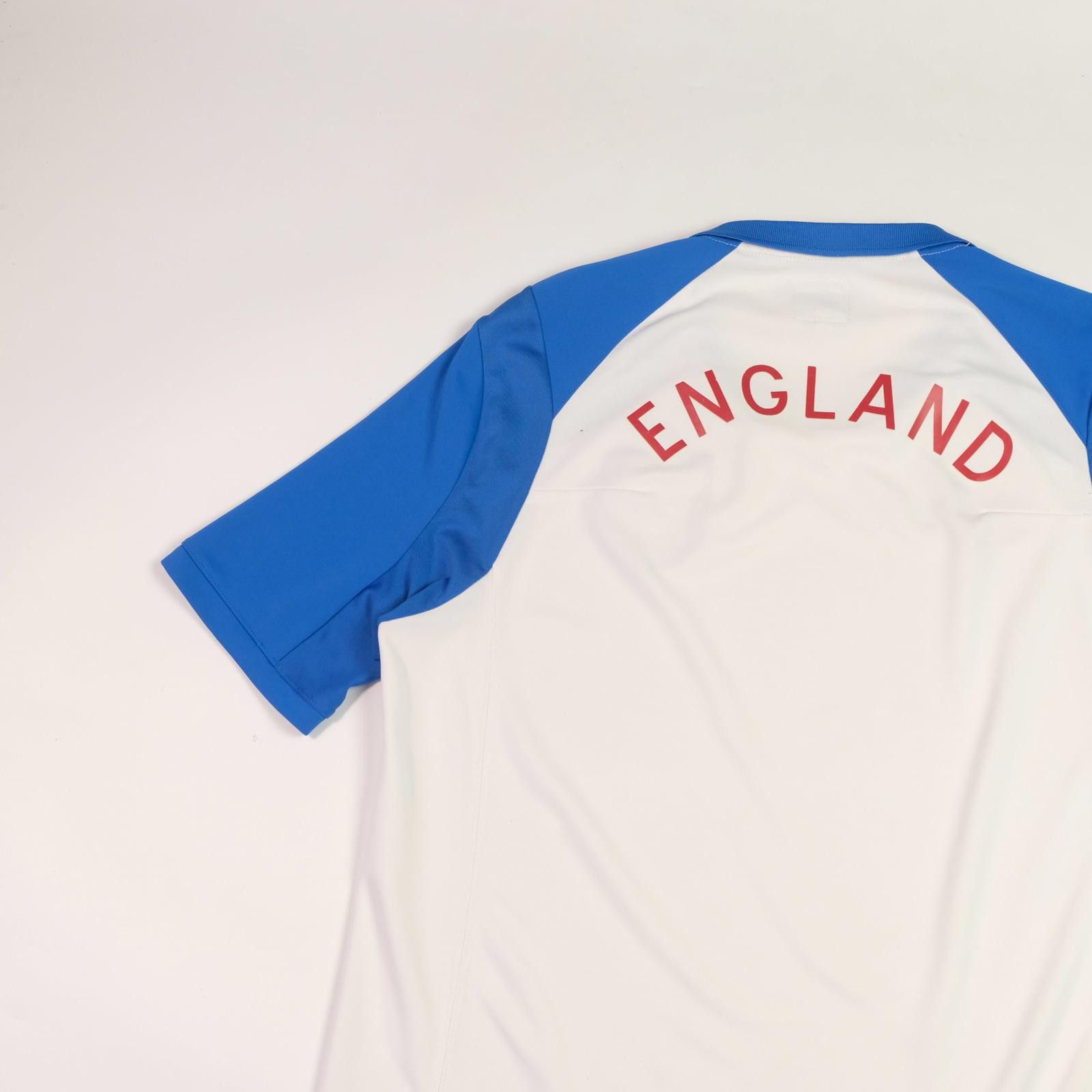 Umbro 2010/11 England Training Shirt (M) Size US M / EU 48-50 / 2 - 4 Thumbnail