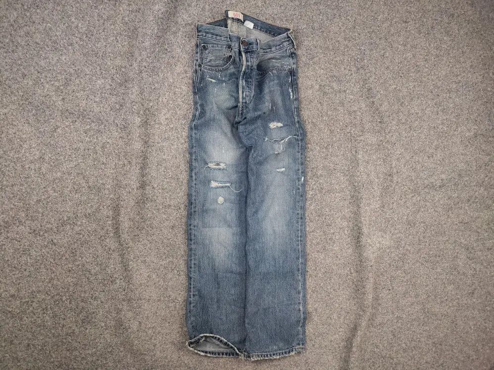 Levi's Vintage Levis 501 Straight Button Faded Denim Jeans Retro Size US 33 - 1 Thumbnail