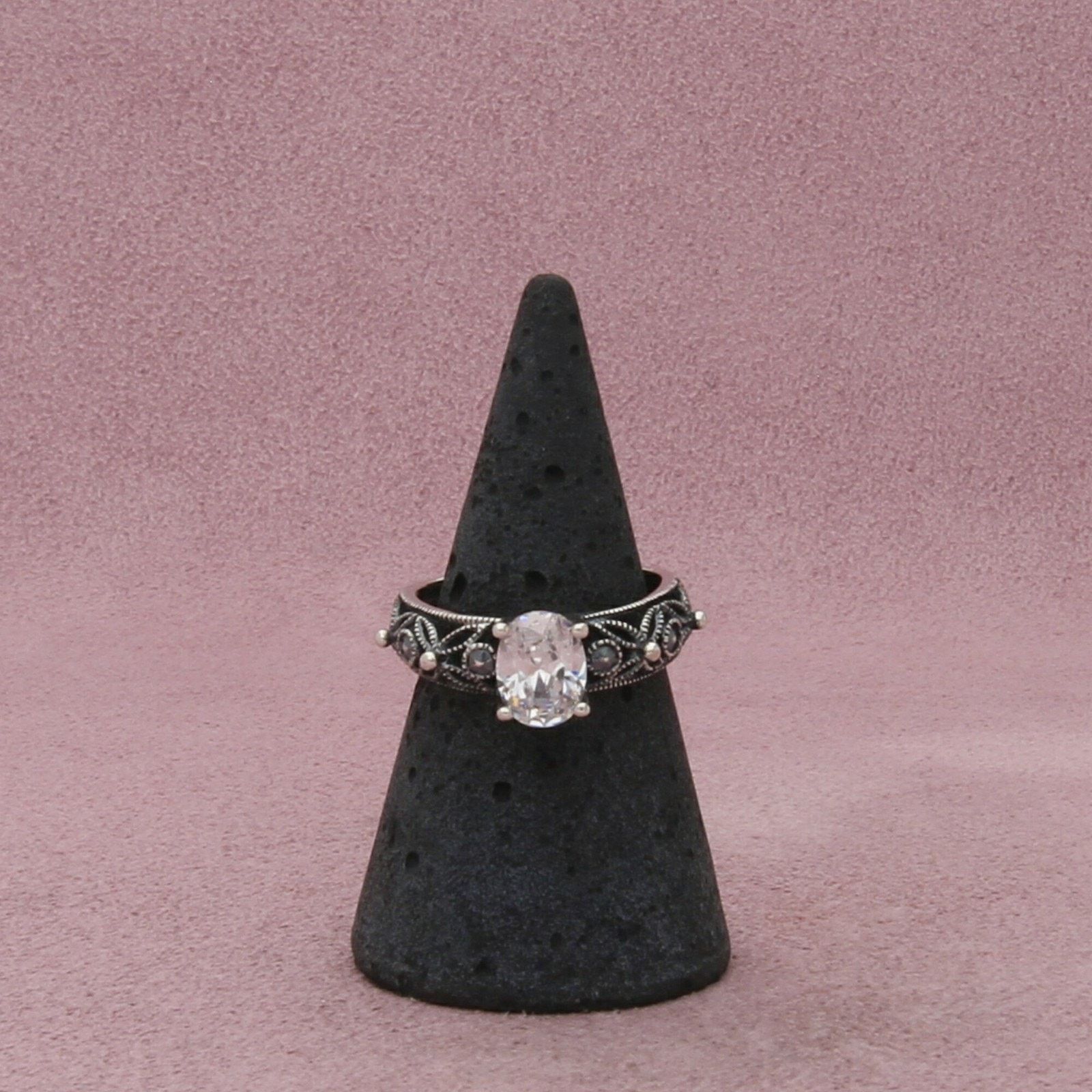 Sterling Silver sterling silver oval-cut cz ring size 6.5 Size ONE SIZE - 3 Thumbnail
