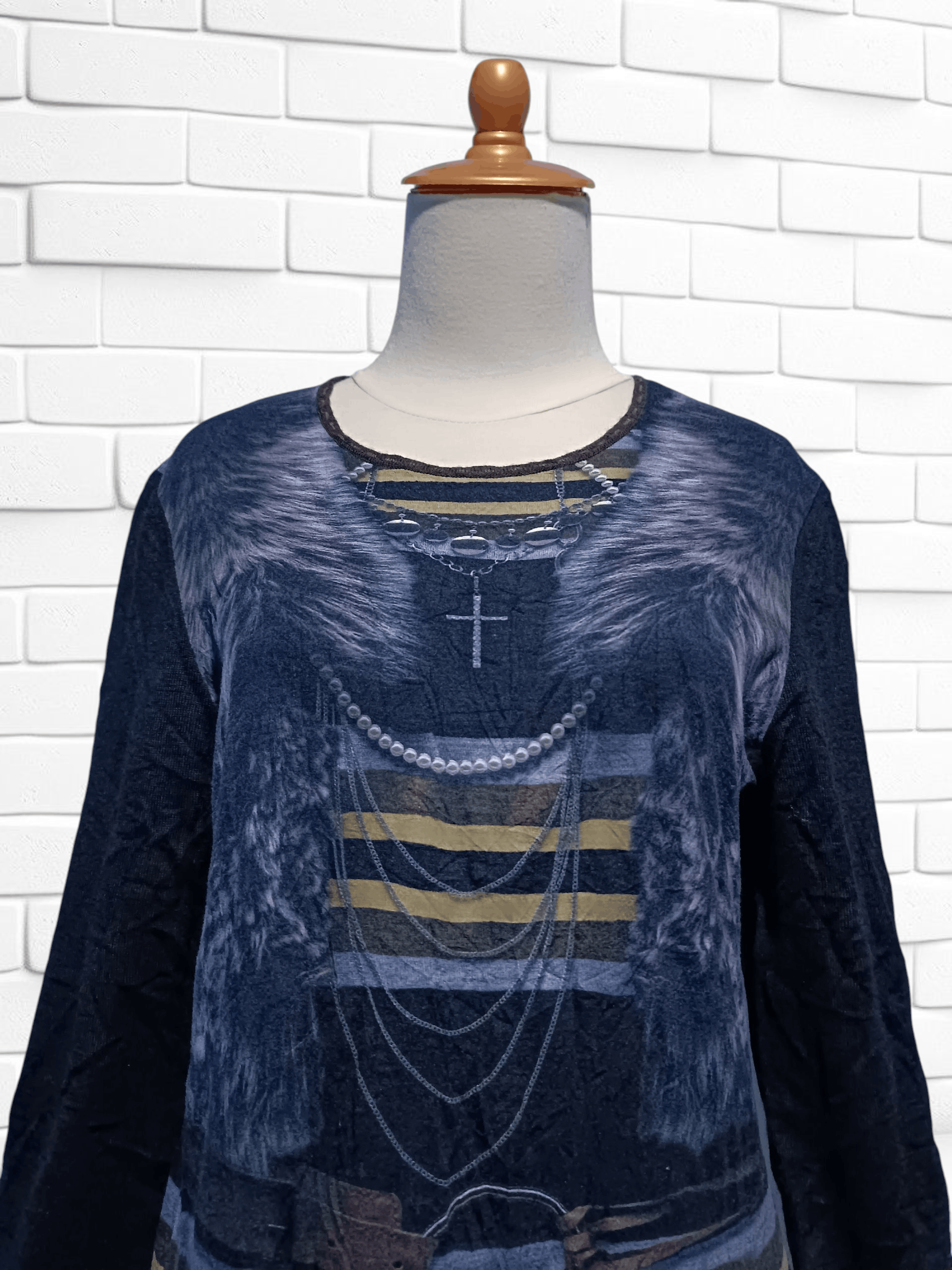 Chamois Long Sleeve Tunic Fake Necklace