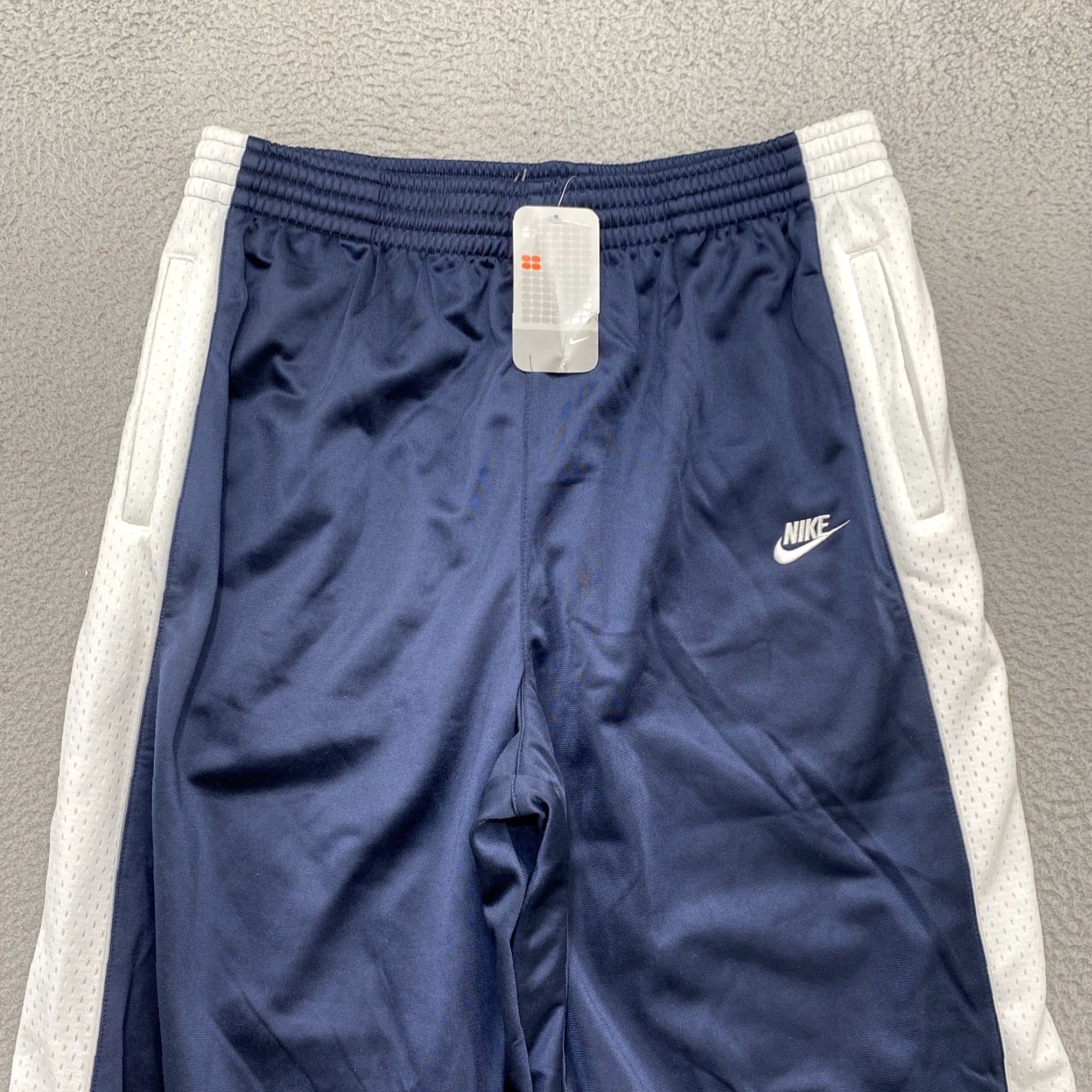 Nike VINTAGE Nike Track Pants Elastic Waist 2XL Men’s Blue Silver Tag 2005 Activewear Mens Size US 39 - 2 Thumbnail