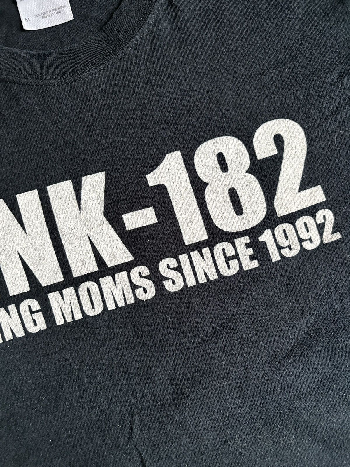 Vintage Blink 182 Offending Moms Since 1992 Band rock T-Shirt Size US M / EU 48-50 / 2 - 10 Thumbnail