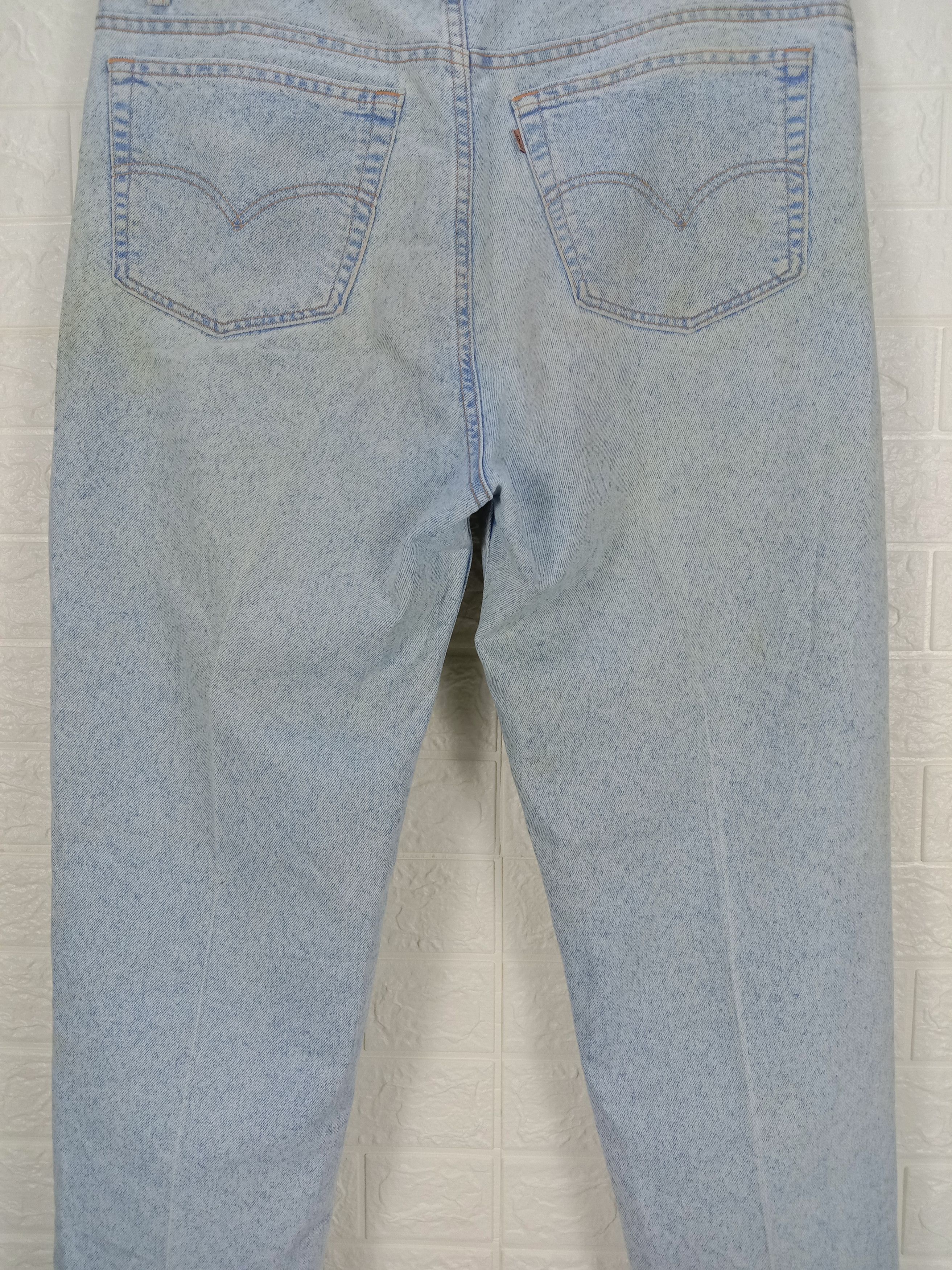 Levi's Vintage 90s Levi's 540 Jeans Light Wash Relaxed Fit Denim Size US 39 - 7 Thumbnail