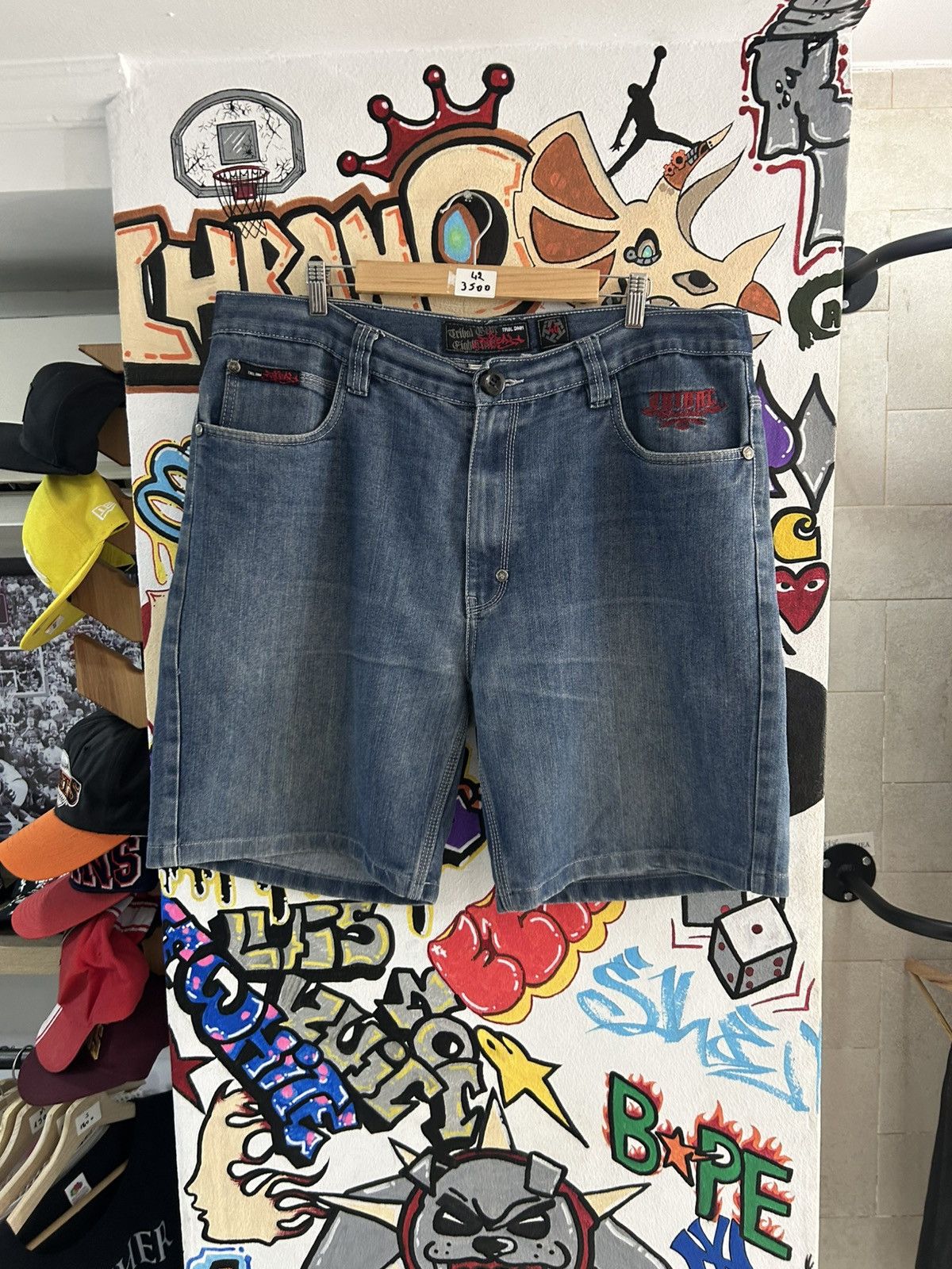 Vintage Vintage Tribal Skate Jeans Size US 42 / EU 58 - 1 Thumbnail