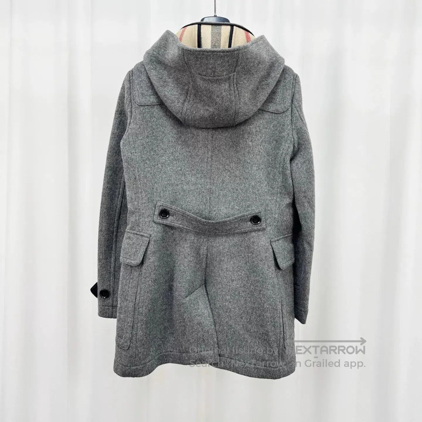 Burberry gray plaid wool coat with hood. Size M / US 6-8 / IT 42-44 - 2 Thumbnail