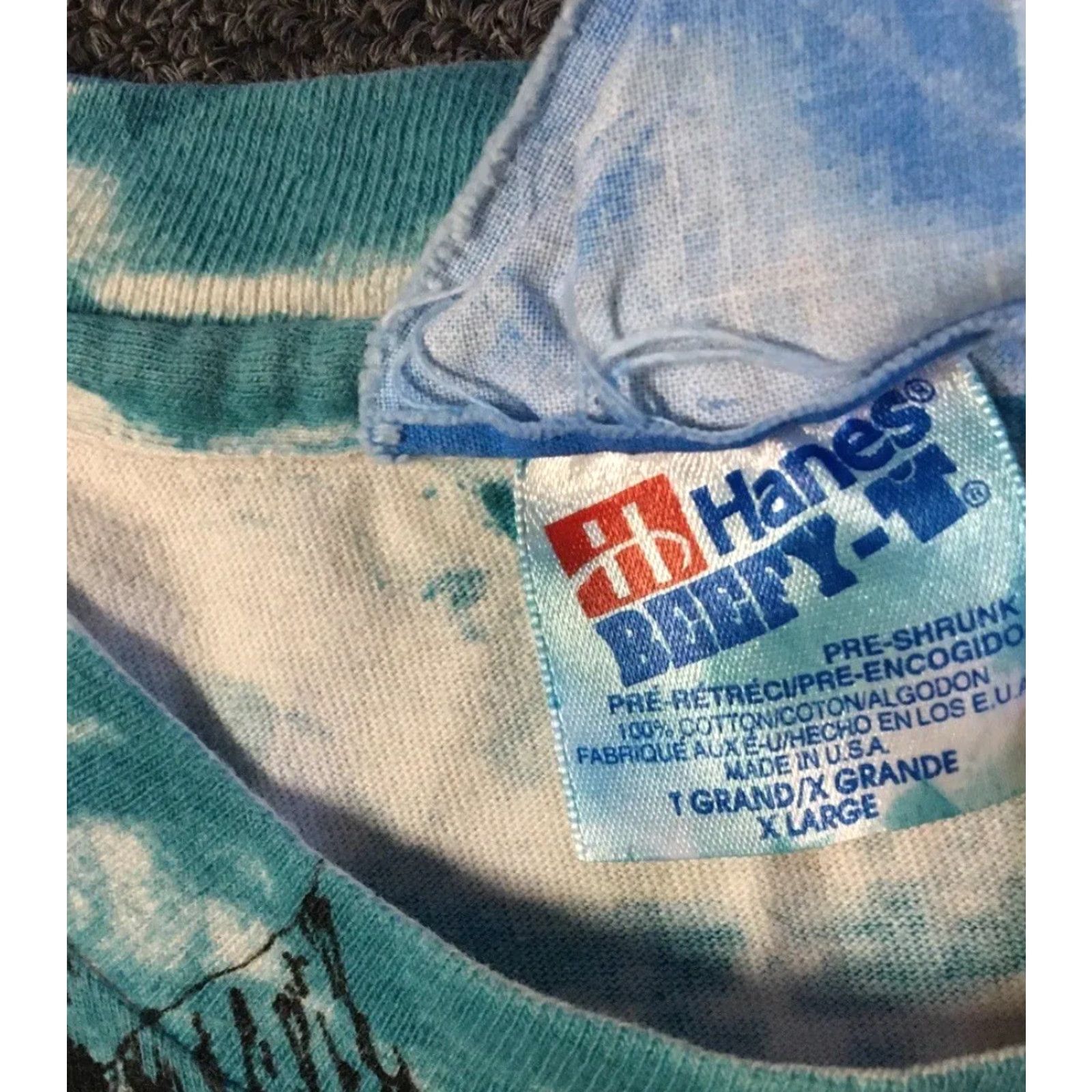 Vintage Vtg 90s Lizards All Over Print Shirt XL Blue Mens T-Shirt Short Sleeve Vintage 90s AOP Grunge Vaporwave Nature Animals Art Surf Hawaii USA 80s Decade Size US XL / EU 56 / 4 - 7 Thumbnail