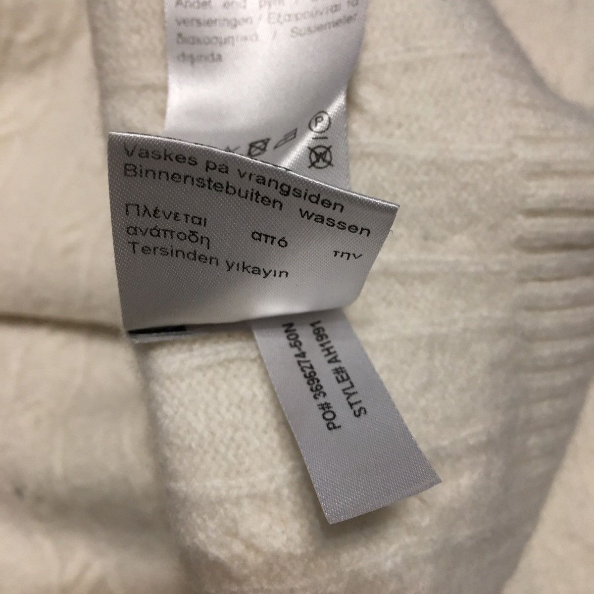 Lacoste Lacoste White Wool Knit Pullover Sweater Size L Size L / US 10 / IT 46 - 11 Thumbnail