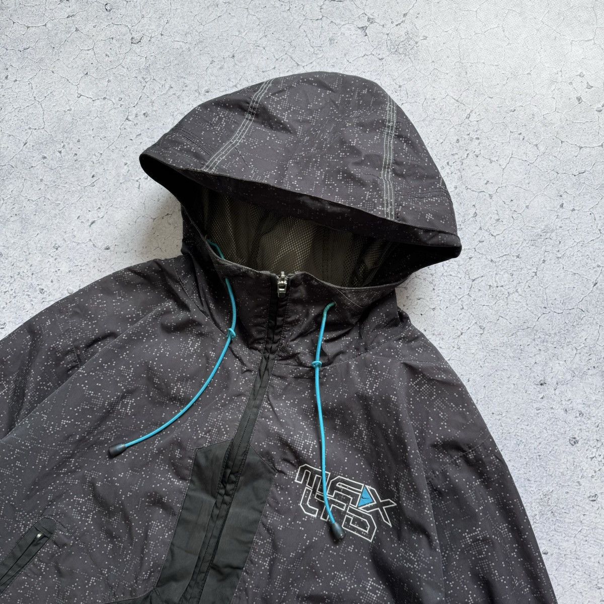 Nike × Vintage Nike Track Set Vintage Jacket and Pants Suit Retro Style Y2K Size US 32 / EU 48 - 7 Thumbnail