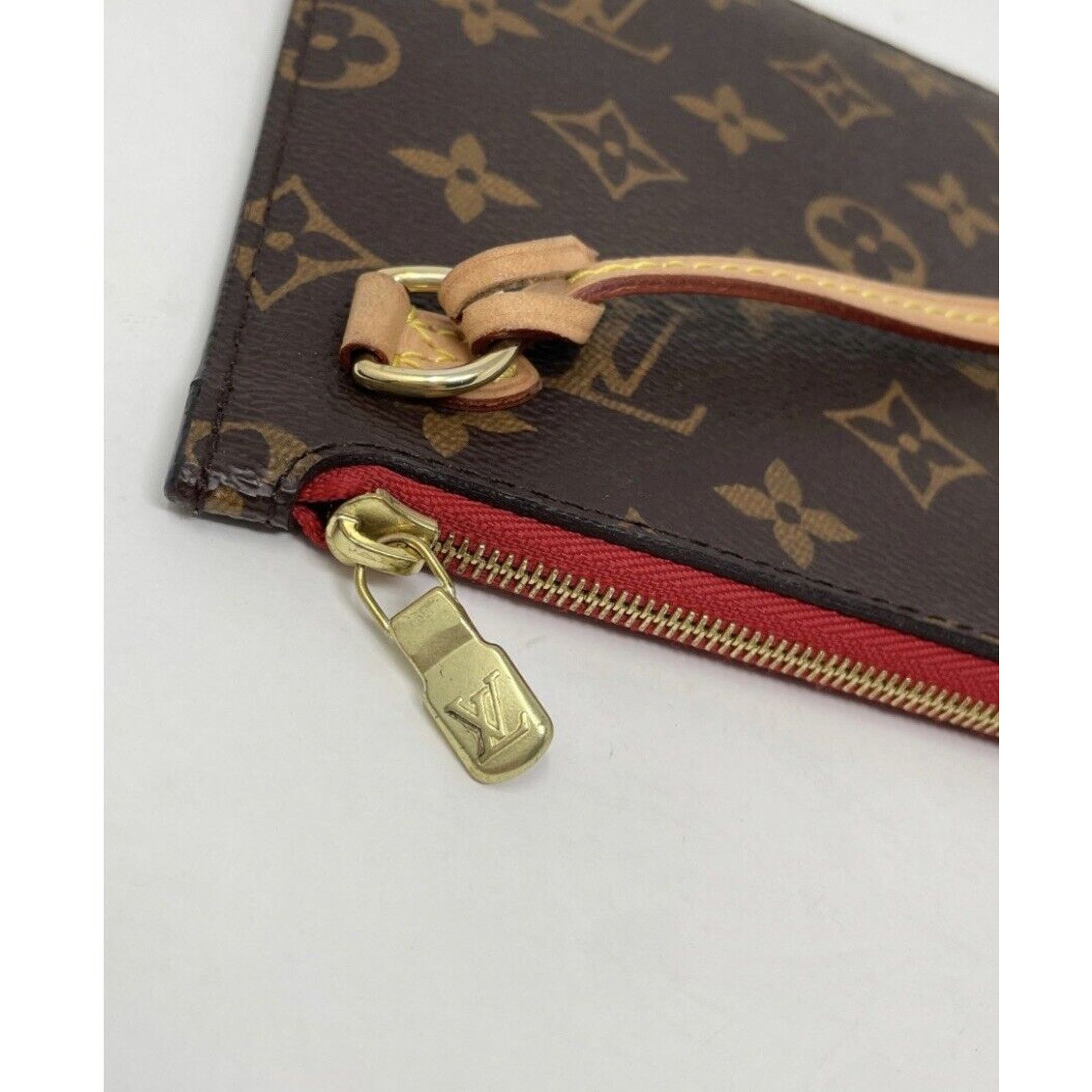 Louis Vuitton Louis Vuitton Cherry Red Monogram Neverfull Pochette Cerise Size ONE SIZE - 7 Thumbnail
