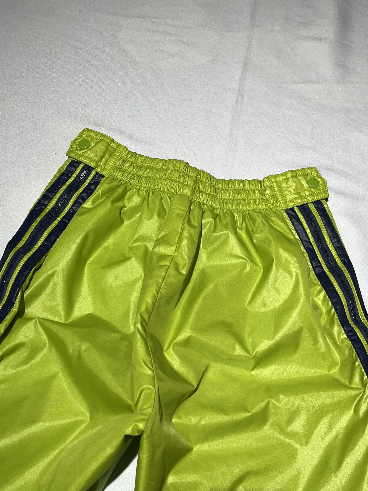 Adidas × Vintage Vintage Adidas Side Zipper Up Green Track Pant Size US 26 / EU 42 - 8 Thumbnail