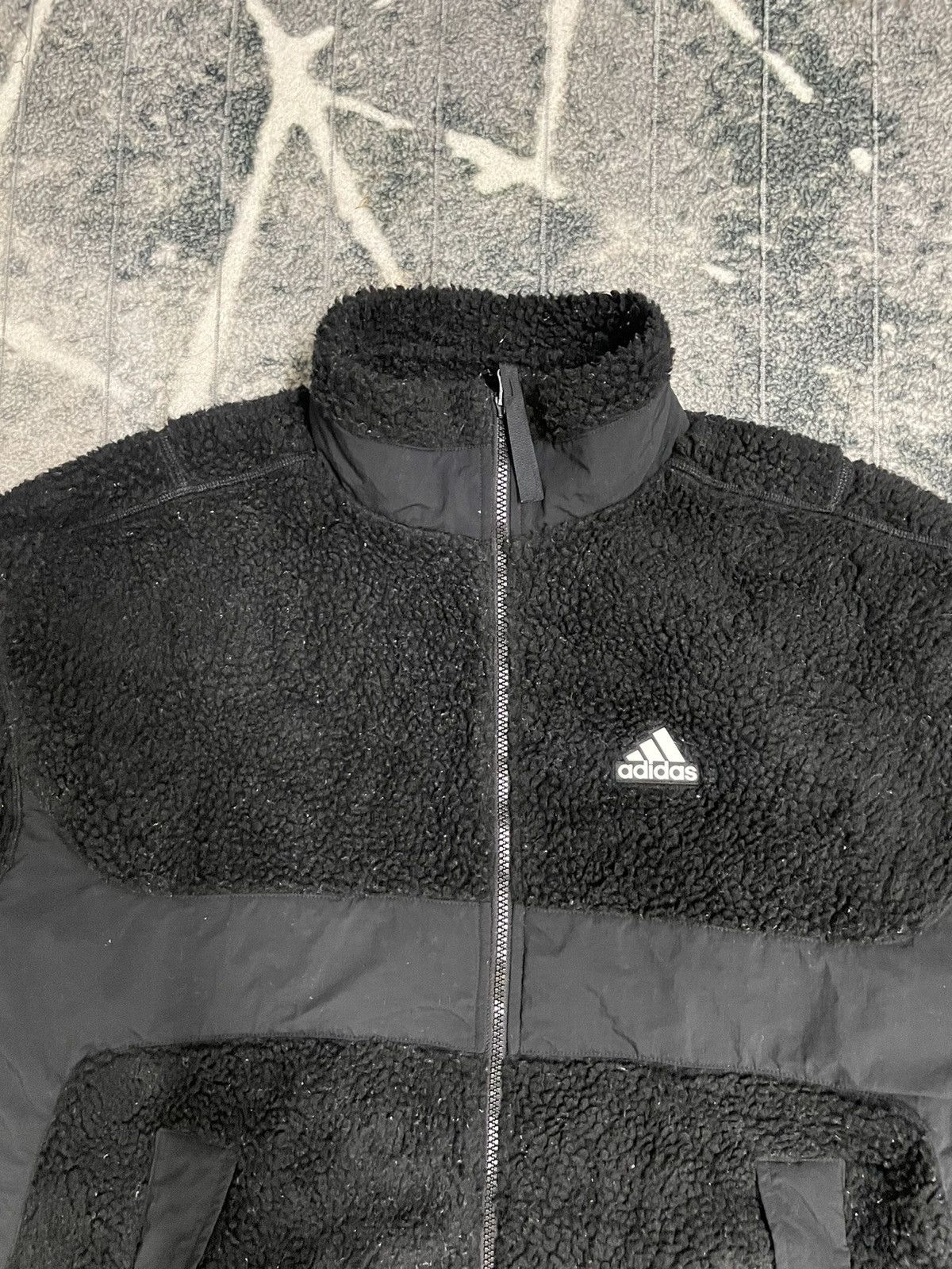 Adidas Adidas Faux Fux Outerwear Warding Loose Fit Boa Jacket KWX95 Size US M / EU 48-50 / 2 - 4 Thumbnail